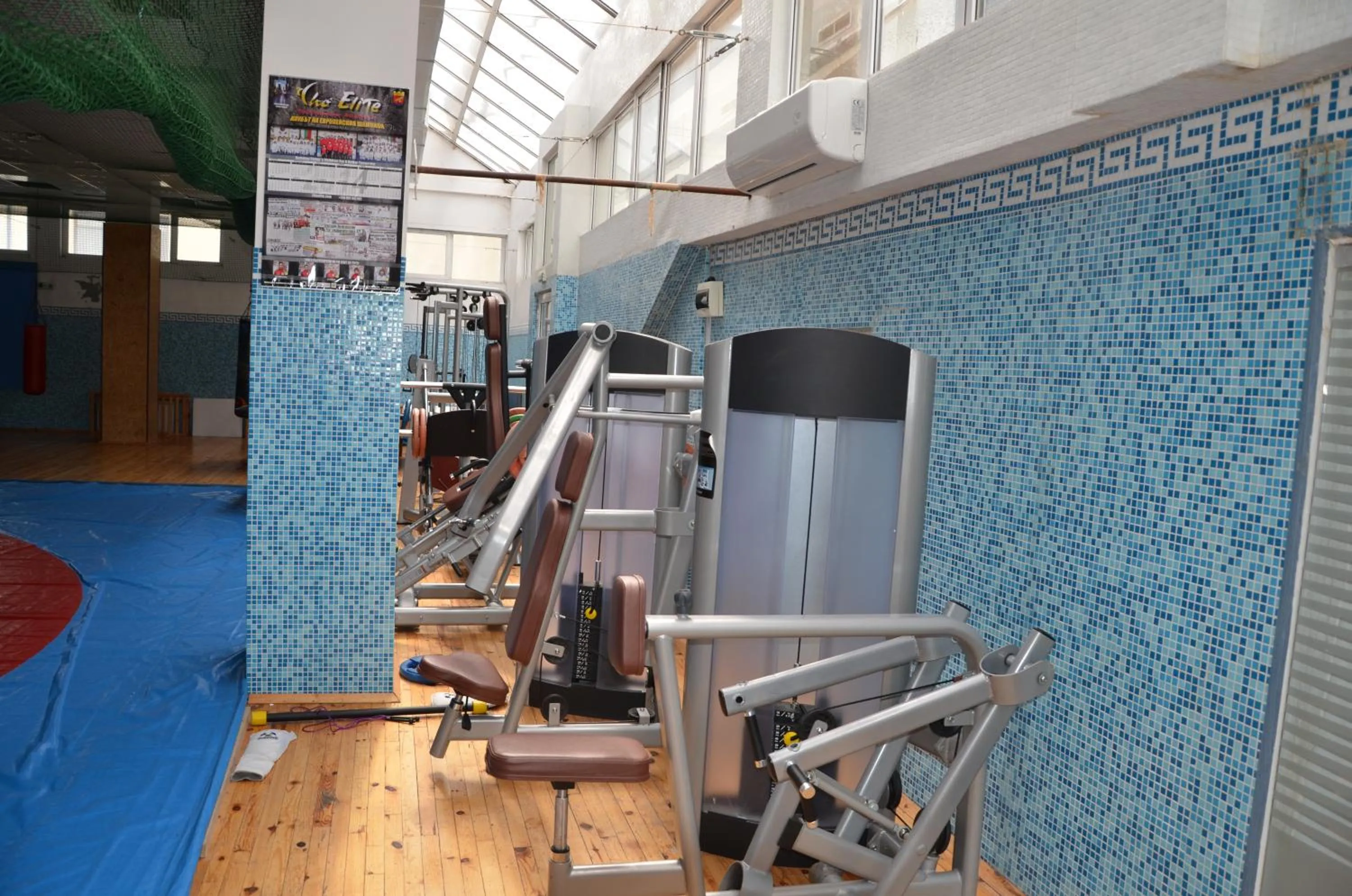 Fitness centre/facilities in Olymp Hotel