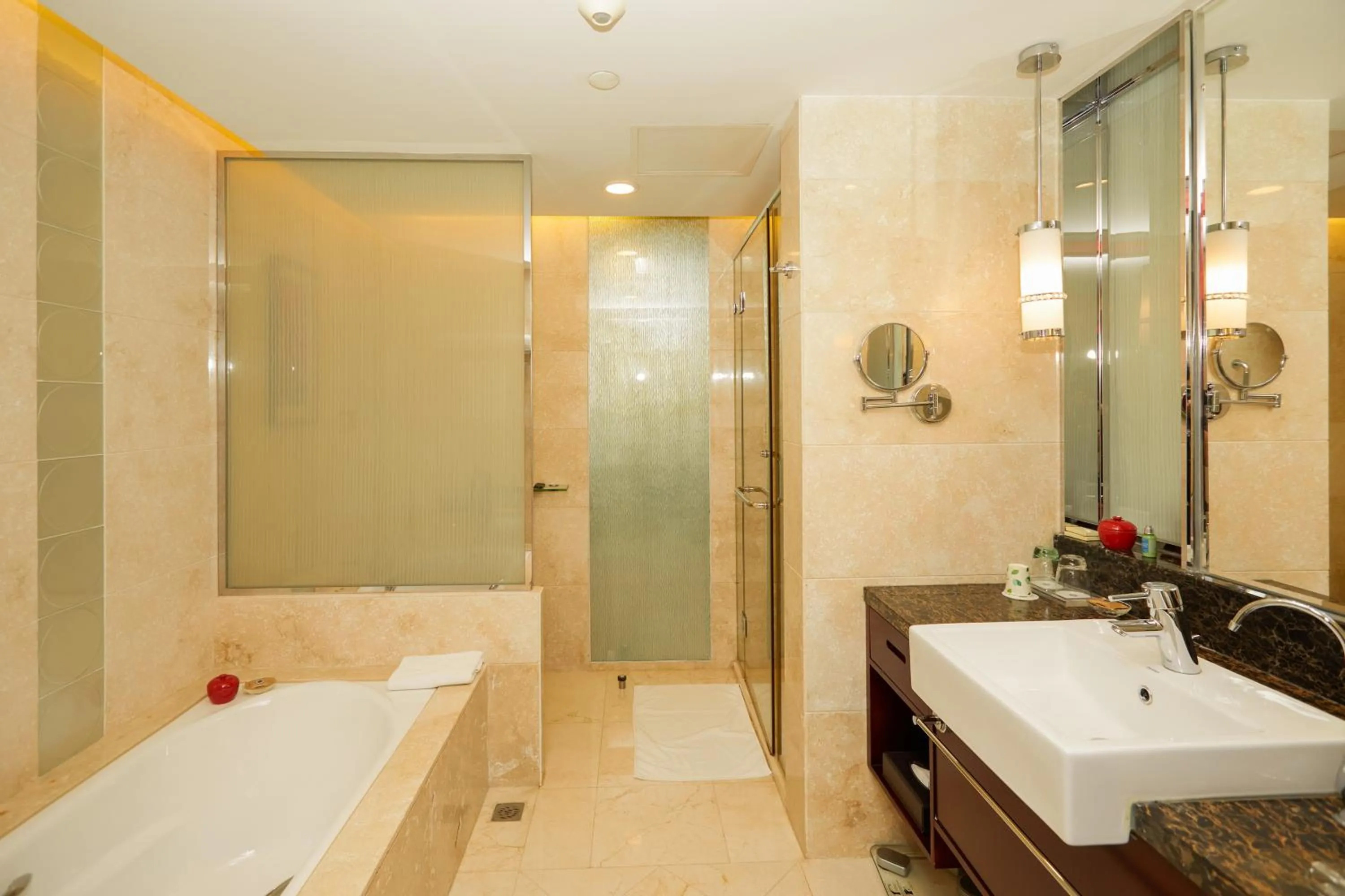 Bathroom in Soluxe Hotel Guangzhou