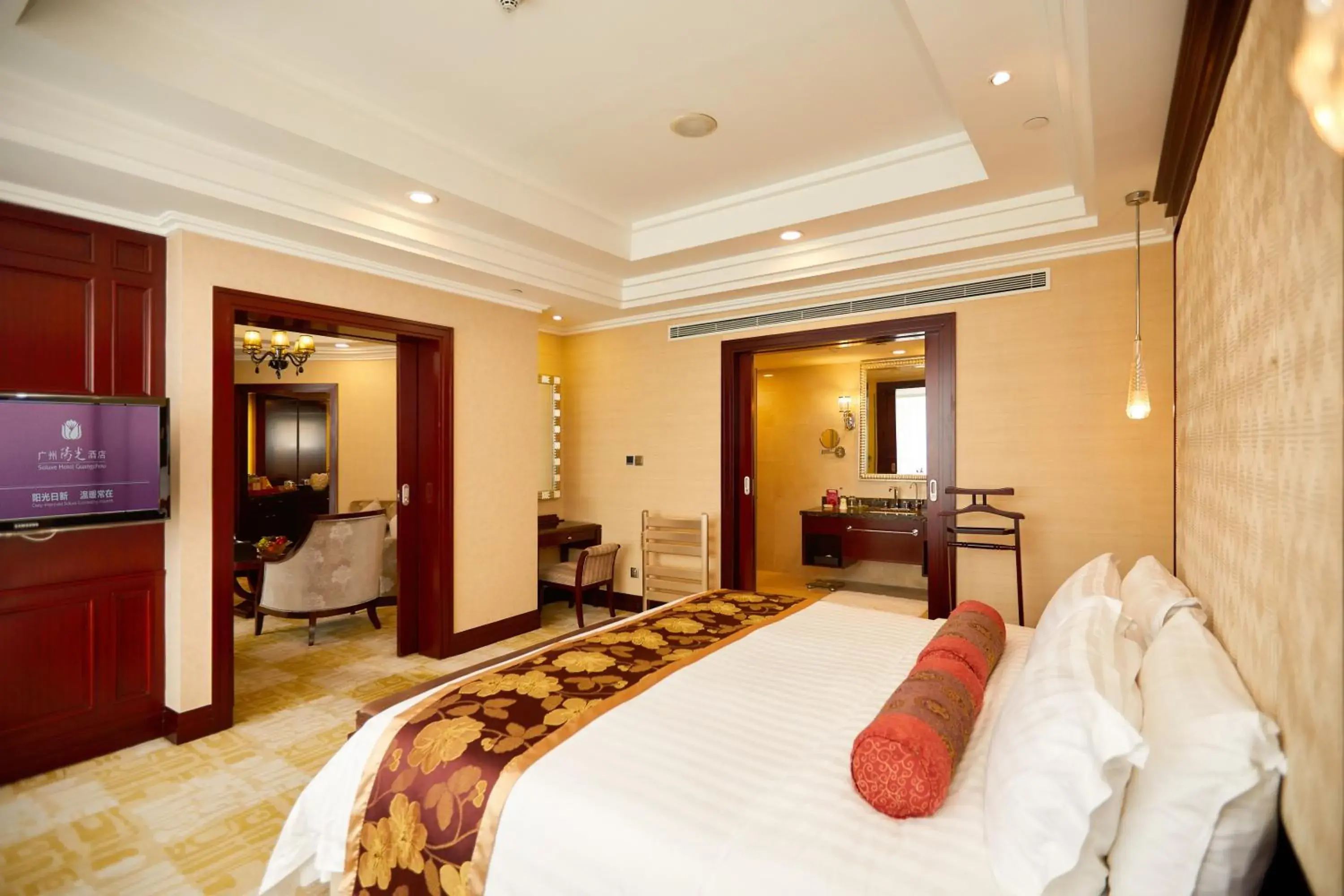 Bed in Soluxe Hotel Guangzhou Bed in Soluxe Hotel Guangzhou