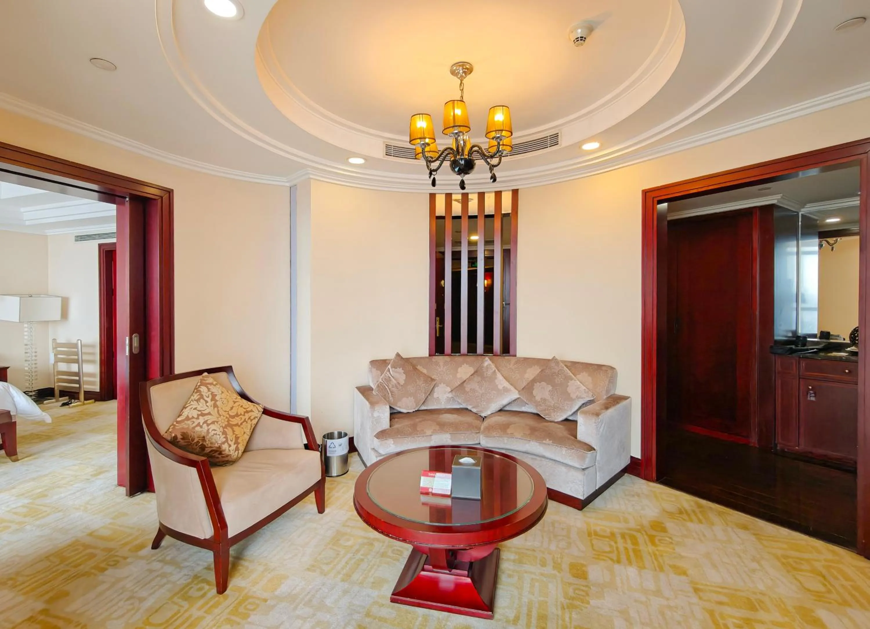 Soluxe Hotel Guangzhou