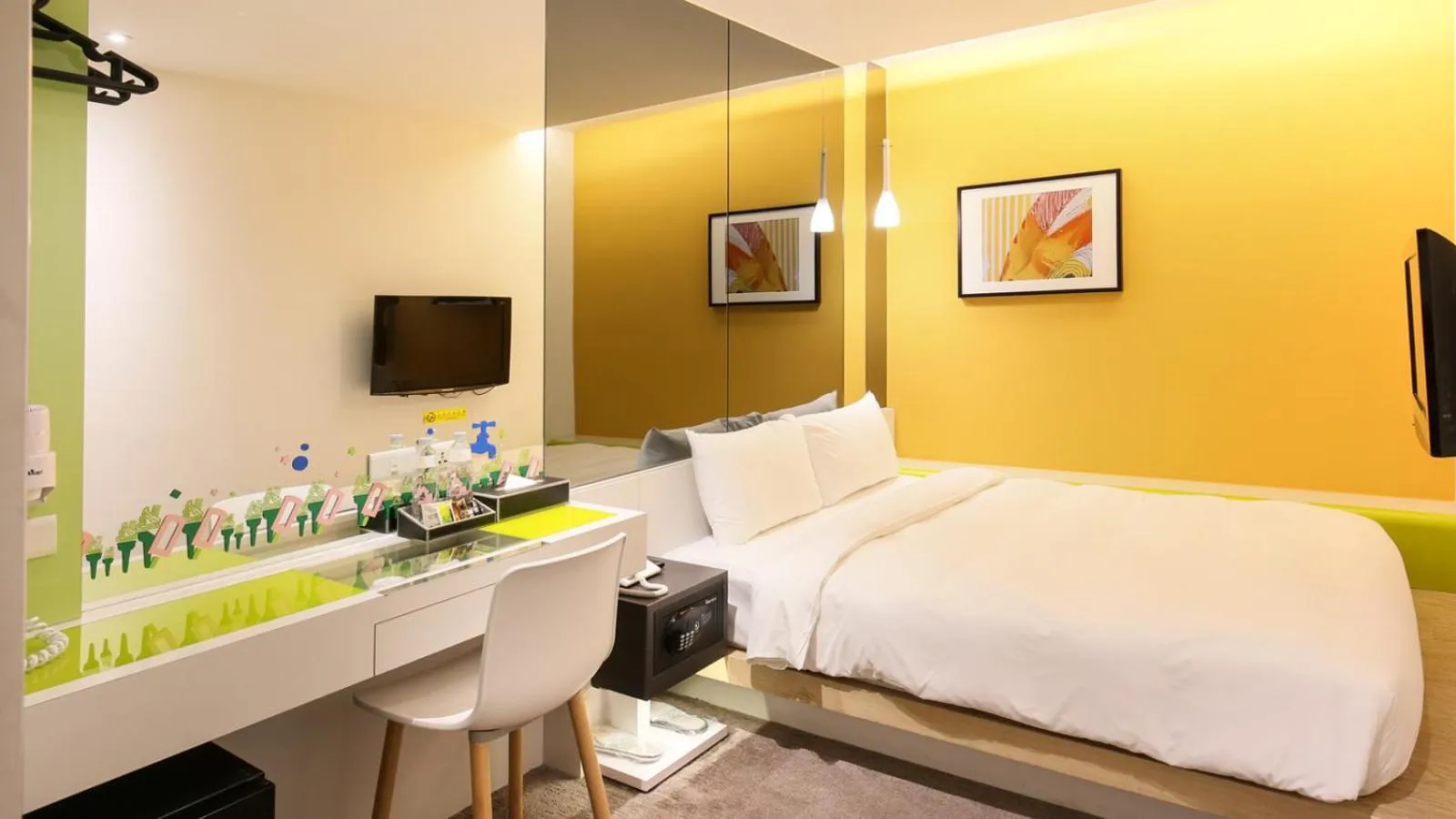 Bed in CityInn Hotel Taipei Station Branch III