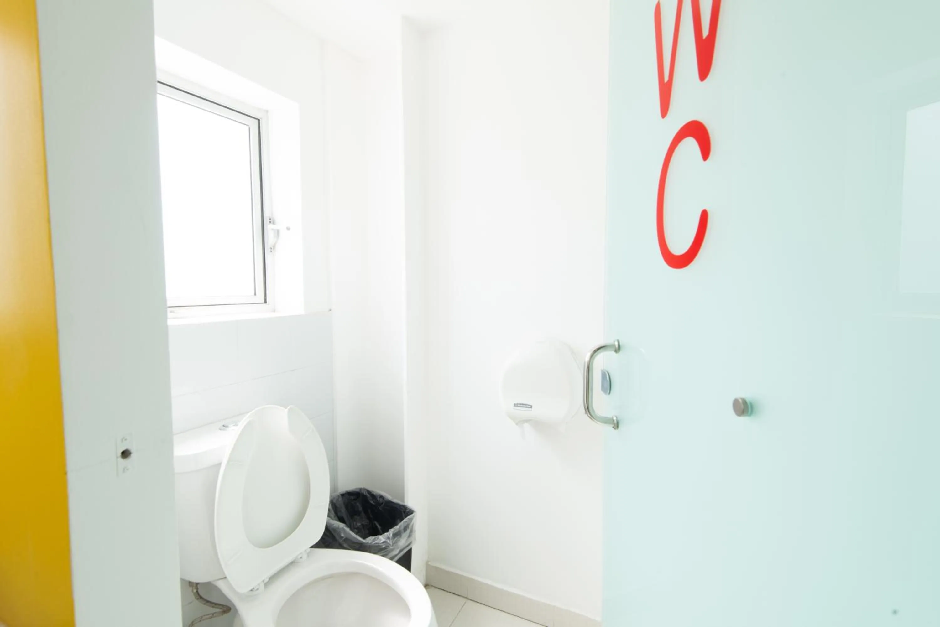 Bathroom in Mayan Monkey Los Cabos - Social Hotel
