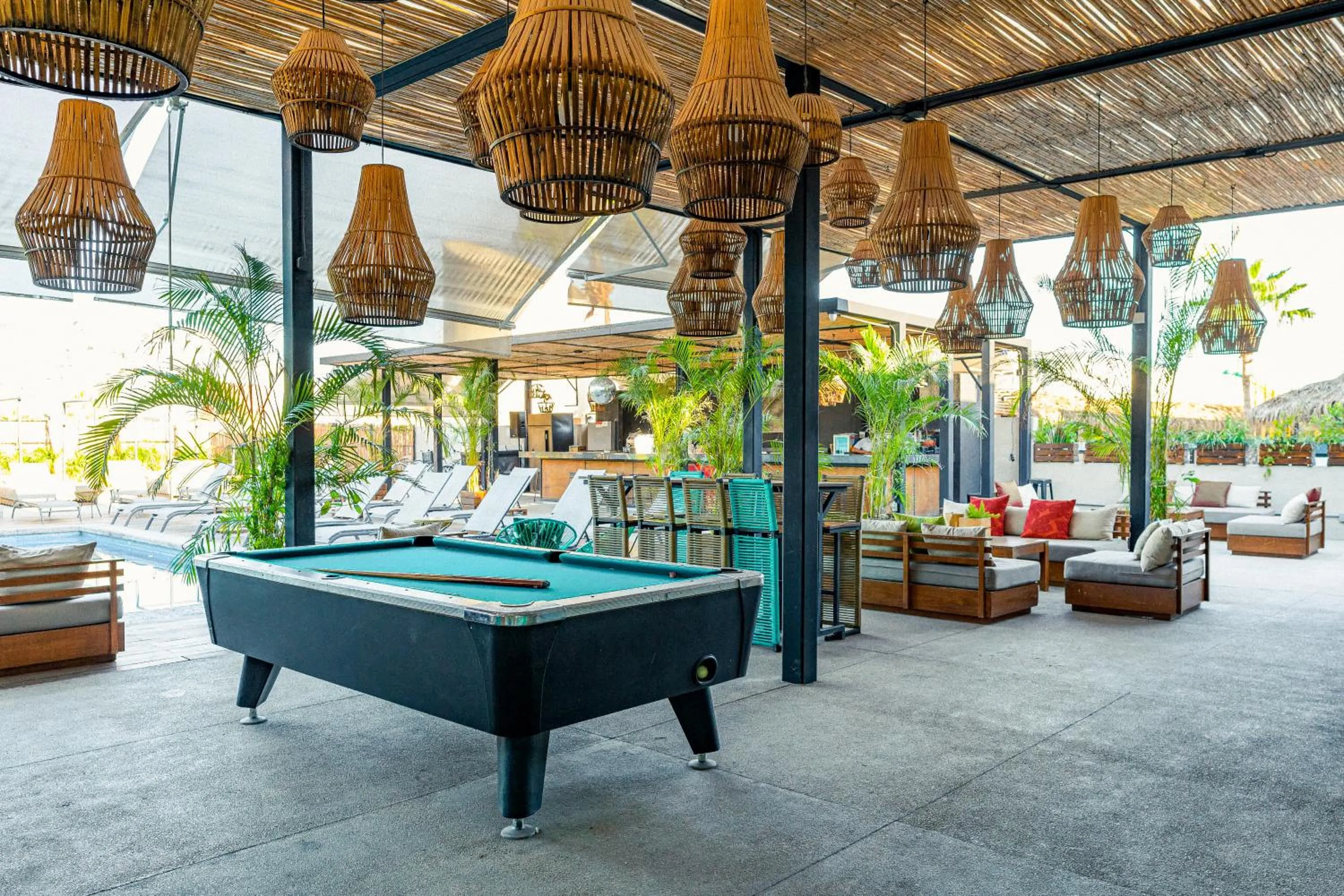 Lounge or bar in Mayan Monkey Los Cabos - Social Hotel