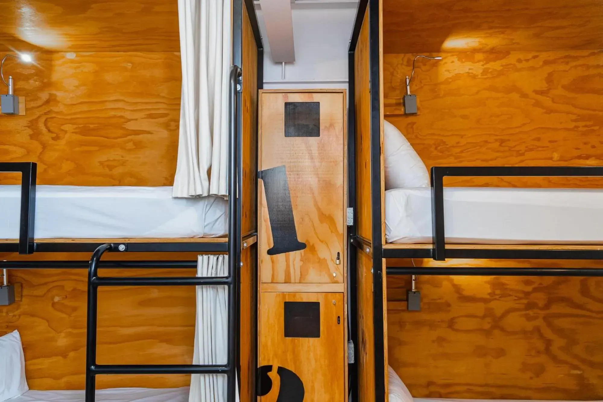 bunk bed, Bed in Mayan Monkey Los Cabos - Social Hotel bunk bed, Bed in Mayan Monkey Los Cabos - Social Hotel