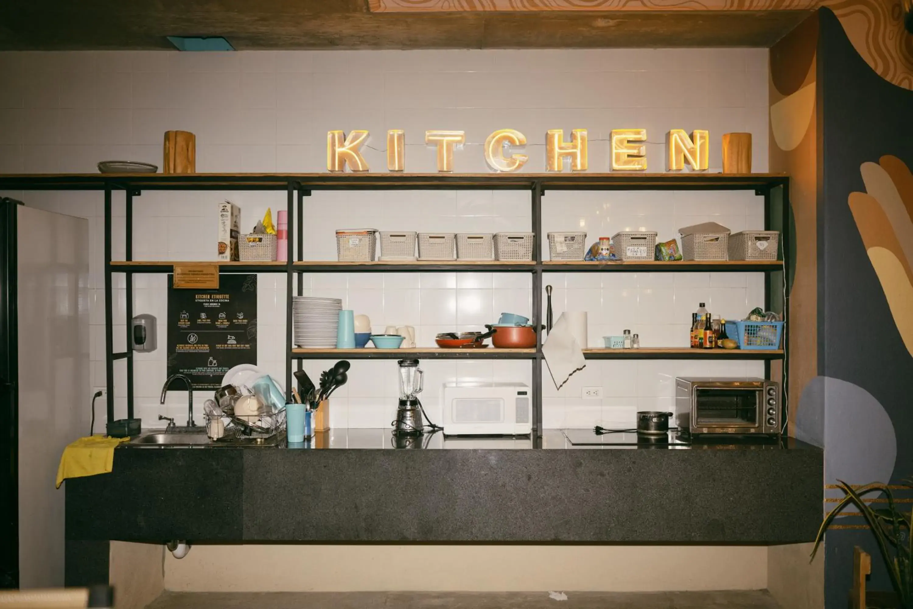 Communal kitchen in Mayan Monkey Los Cabos - Social Hotel Communal kitchen in Mayan Monkey Los Cabos - Social Hotel