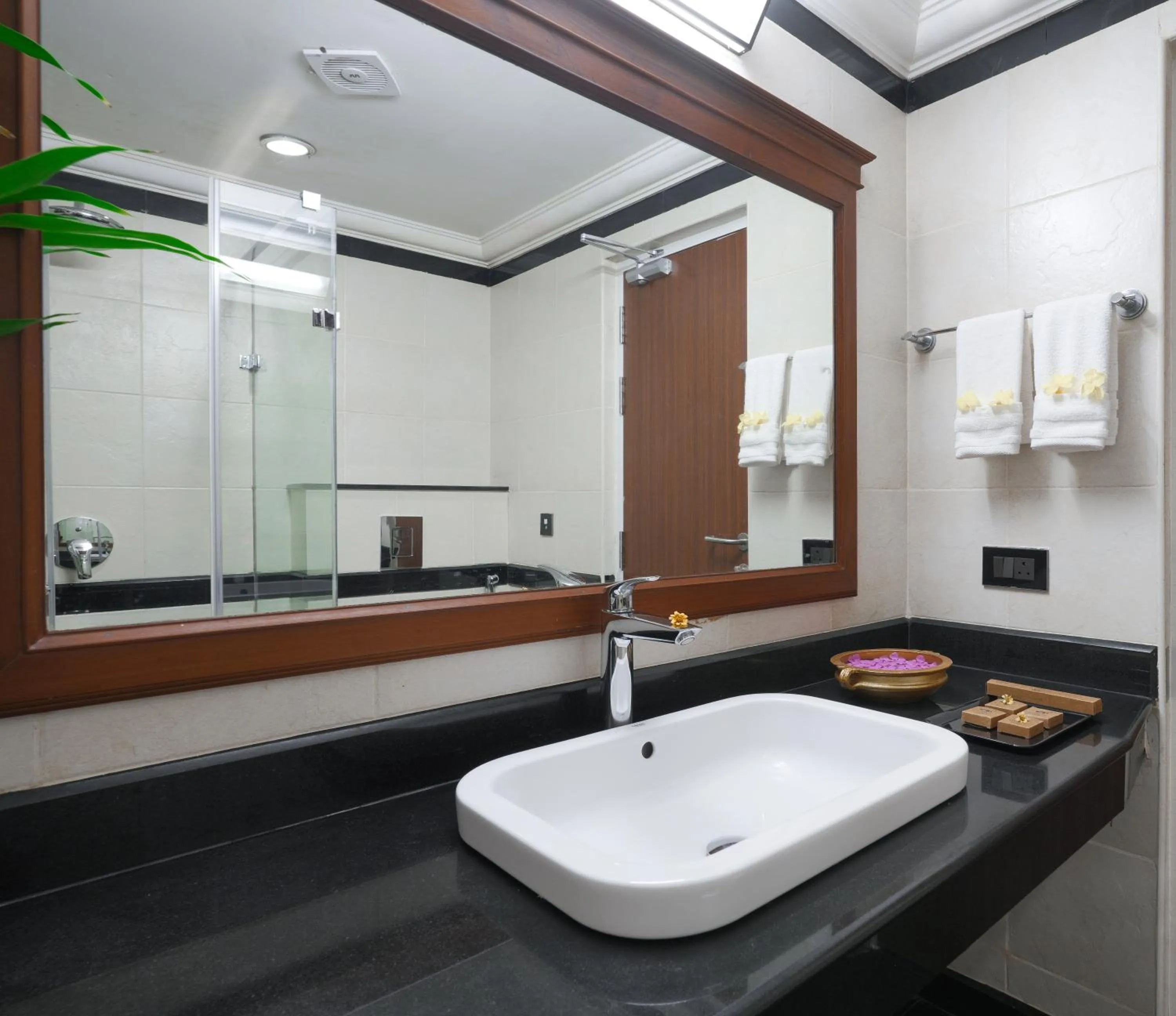 Bathroom in Lakesong Resort