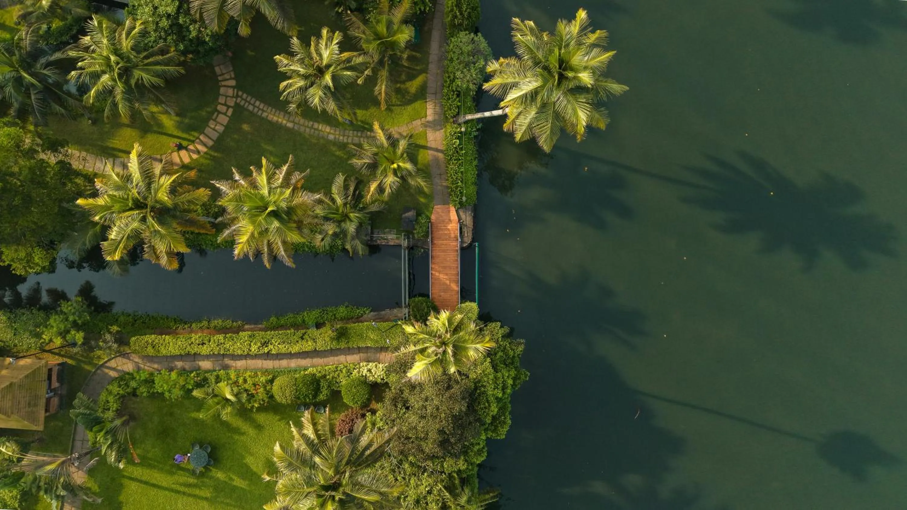 Day in Lakesong Resort