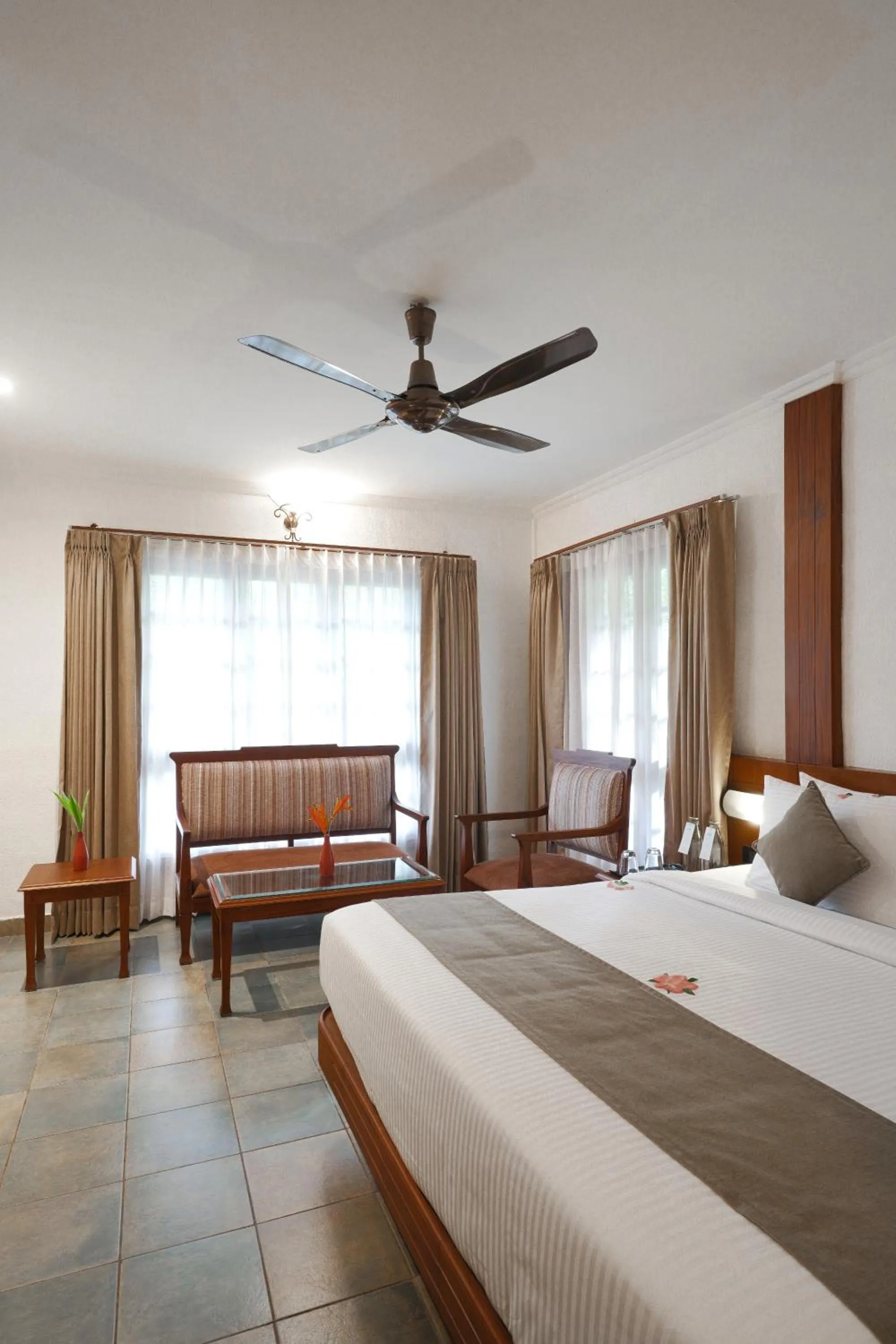 Bed in Lakesong Resort