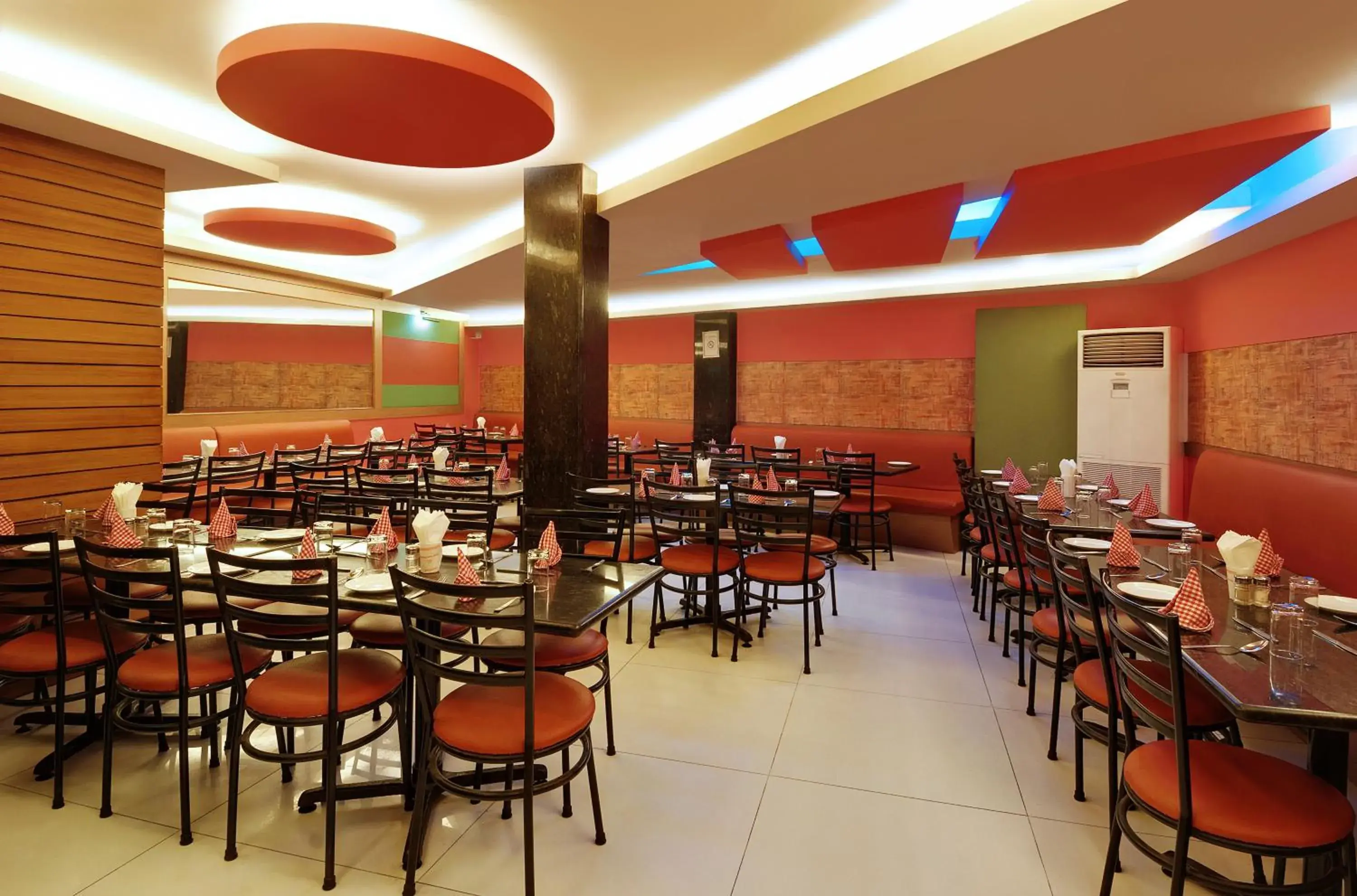 Restaurant/places to eat in Amar Yatri Niwas Restaurant/places to eat in Amar Yatri Niwas