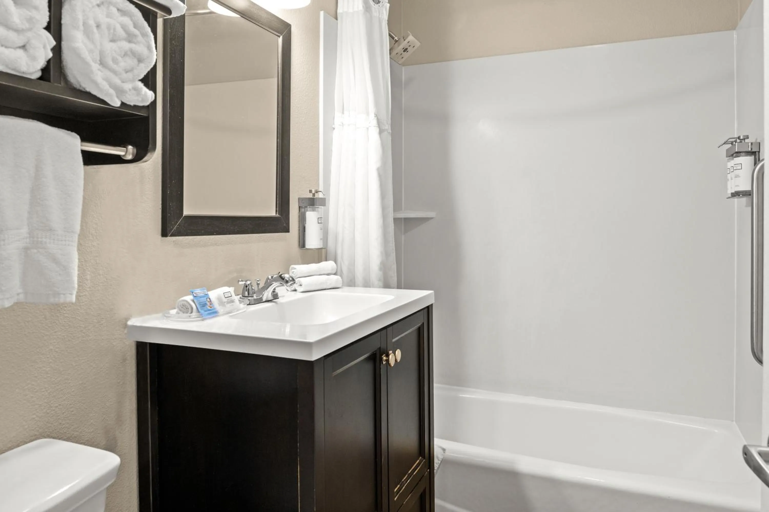 Toilet in Buck Meadows Lodge