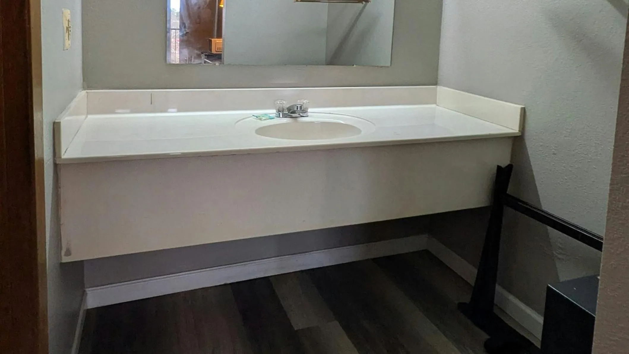 Photo of the whole room in Inn of Loudon