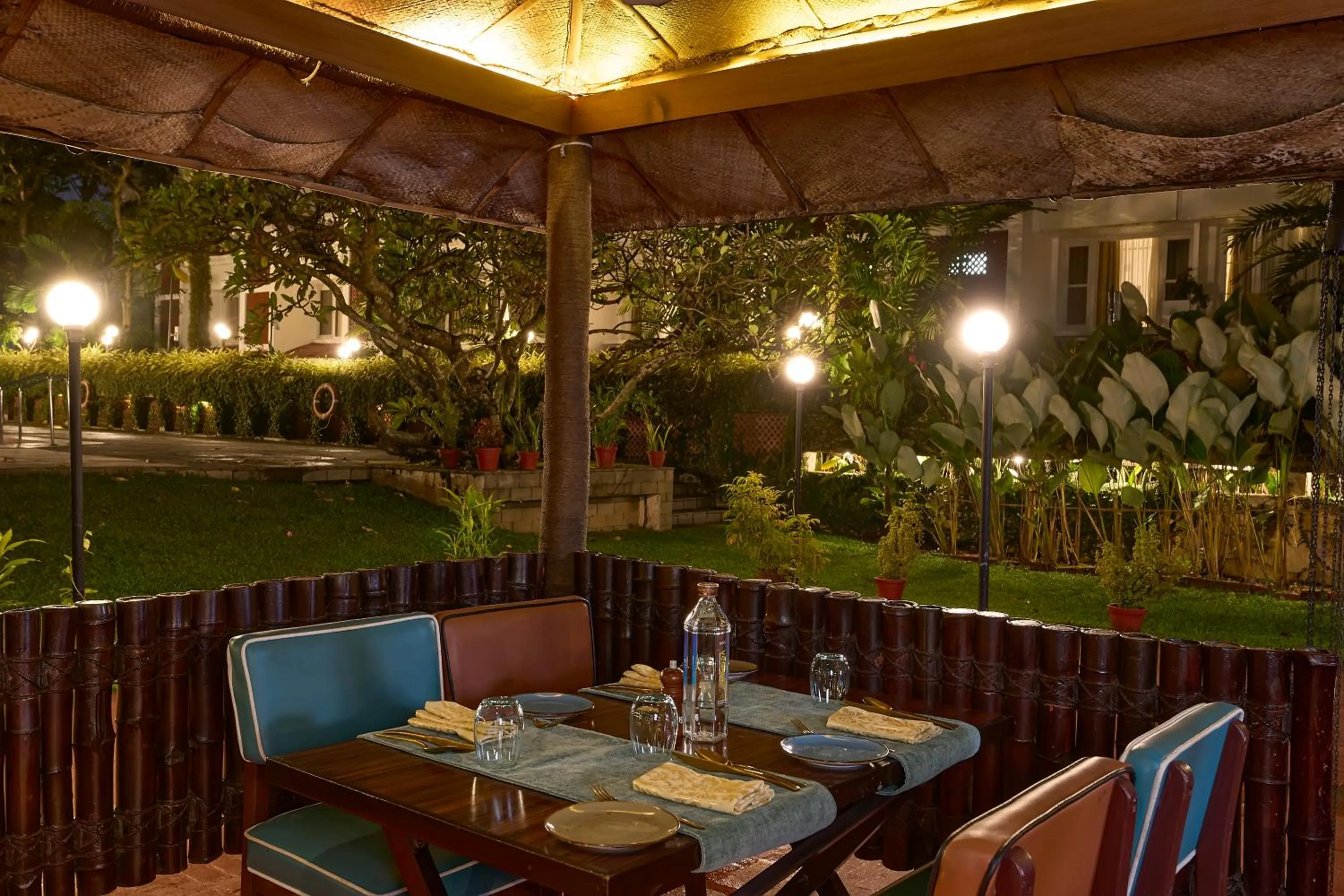 Restaurant/places to eat in Casino Hotel - CGH Earth, Cochin