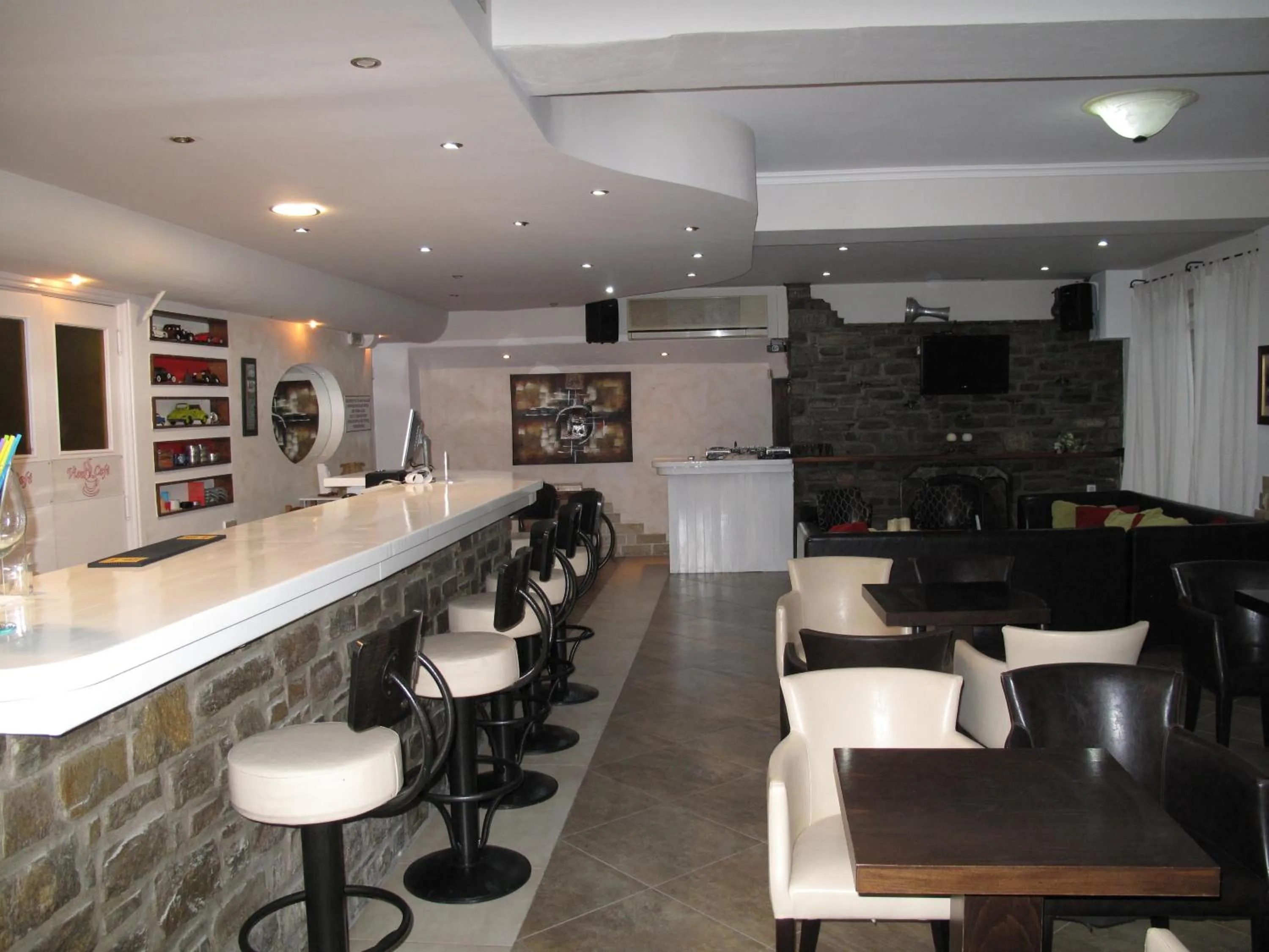 Lounge or bar in Nikolas Hotel