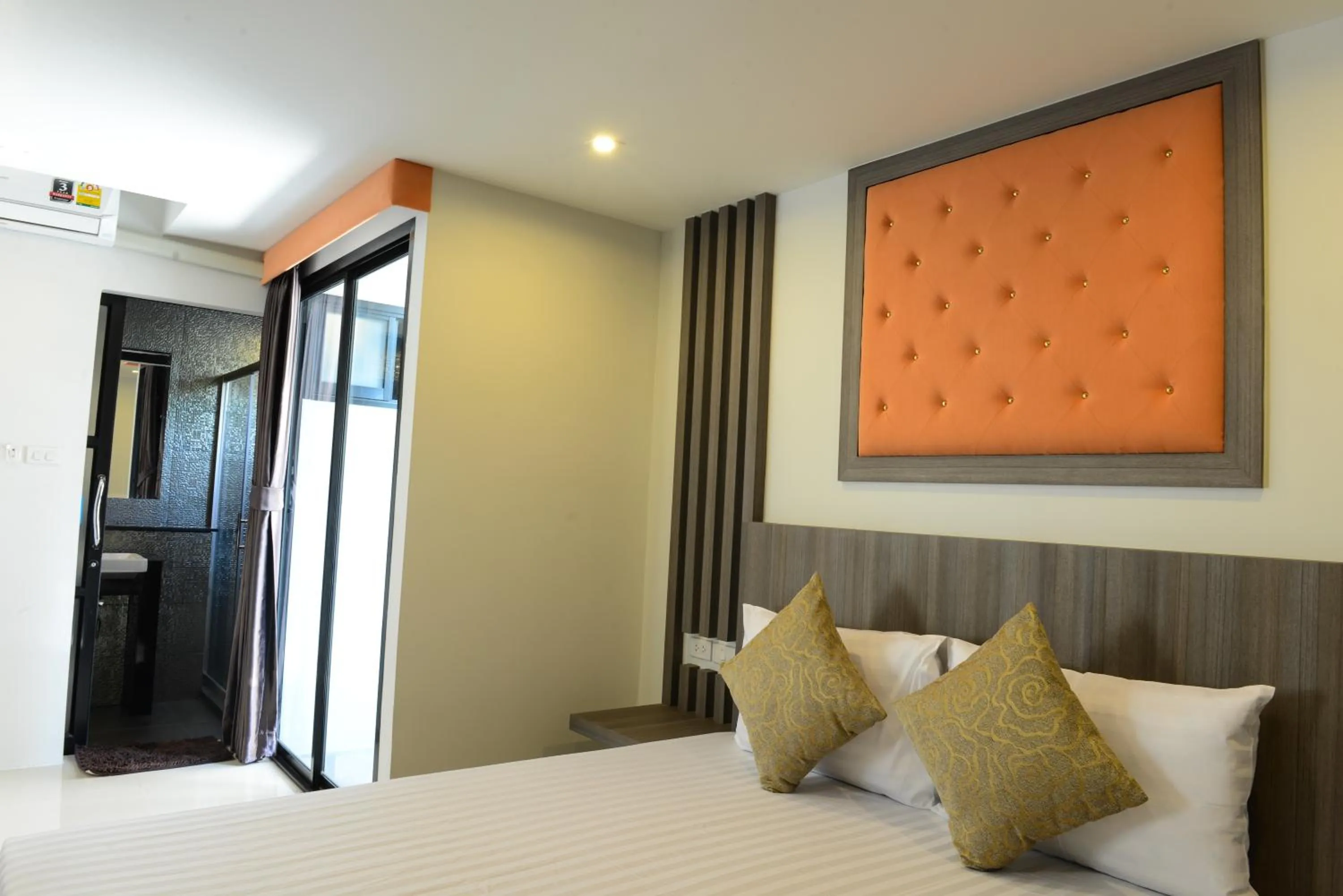 Property building, Bed in DB Plus 3