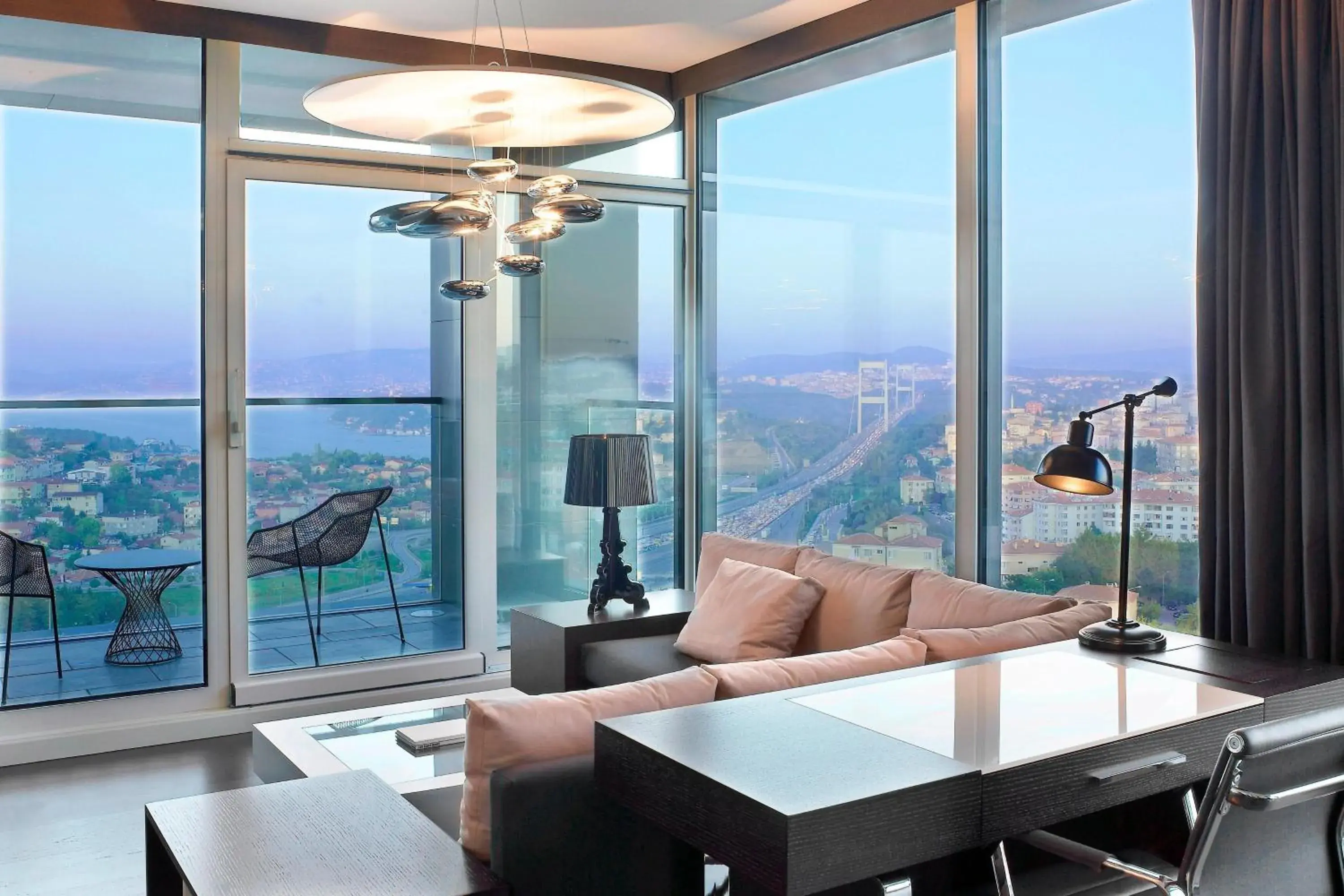 Executive Suite with Club Lounge Access in Le Meridien Istanbul Etiler Executive Suite with Club Lounge Access in Le Meridien Istanbul Etiler