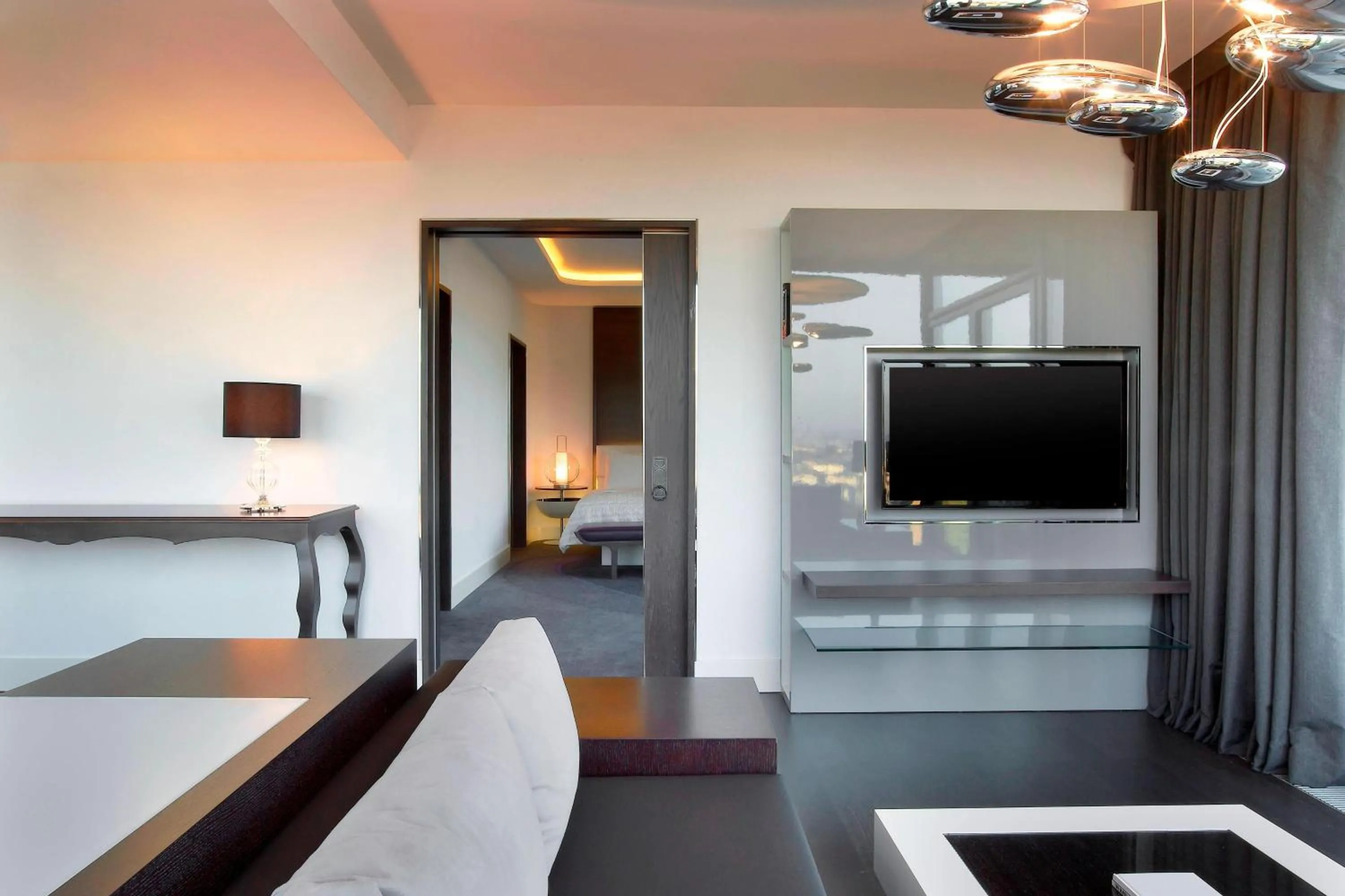 Bedroom in Le Meridien Istanbul Etiler