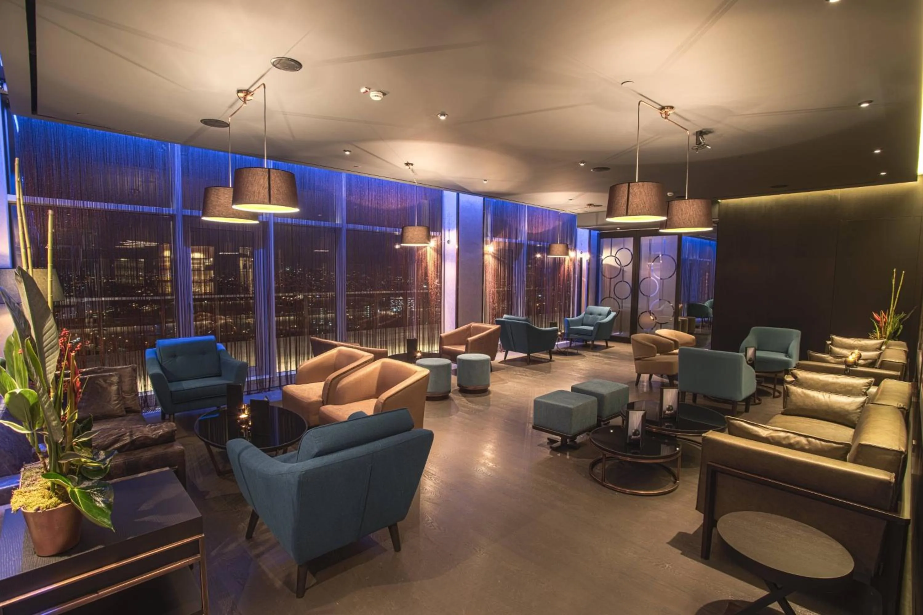 Lounge or bar in Le Meridien Istanbul Etiler
