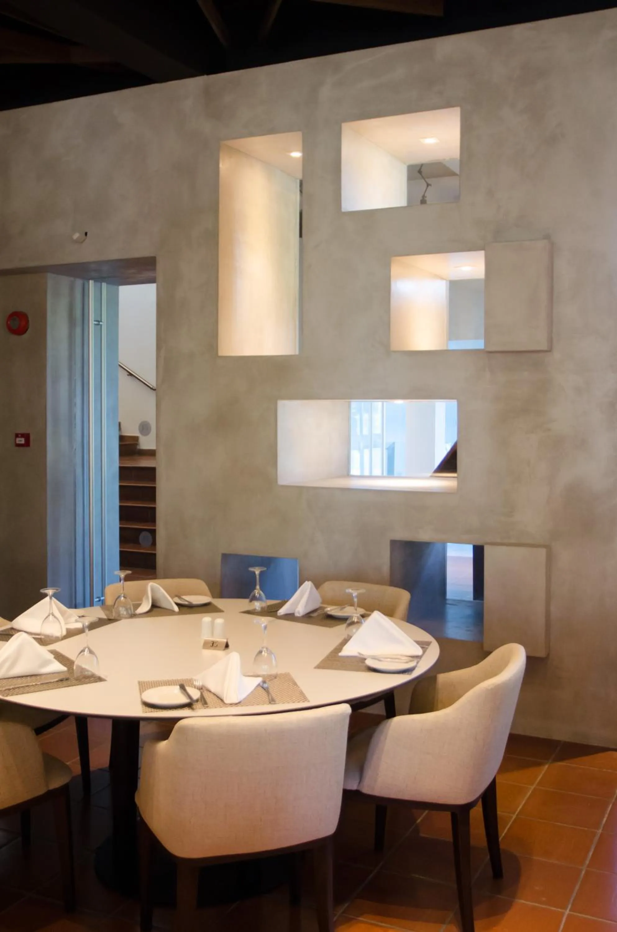 Restaurant/places to eat in Rodon Hotel and Resort