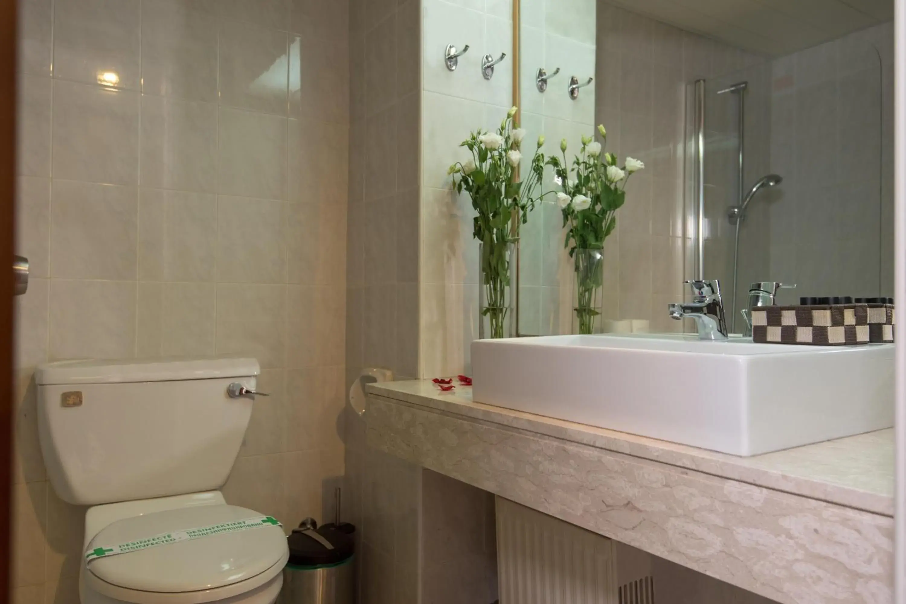 Bathroom in Rodon Hotel And Resort