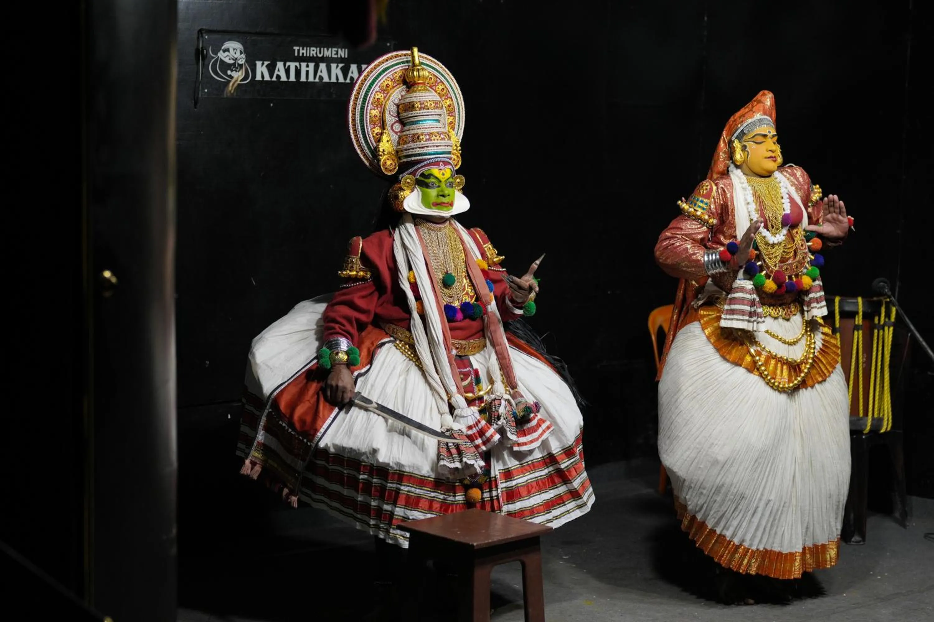 People in Eastend Munnar