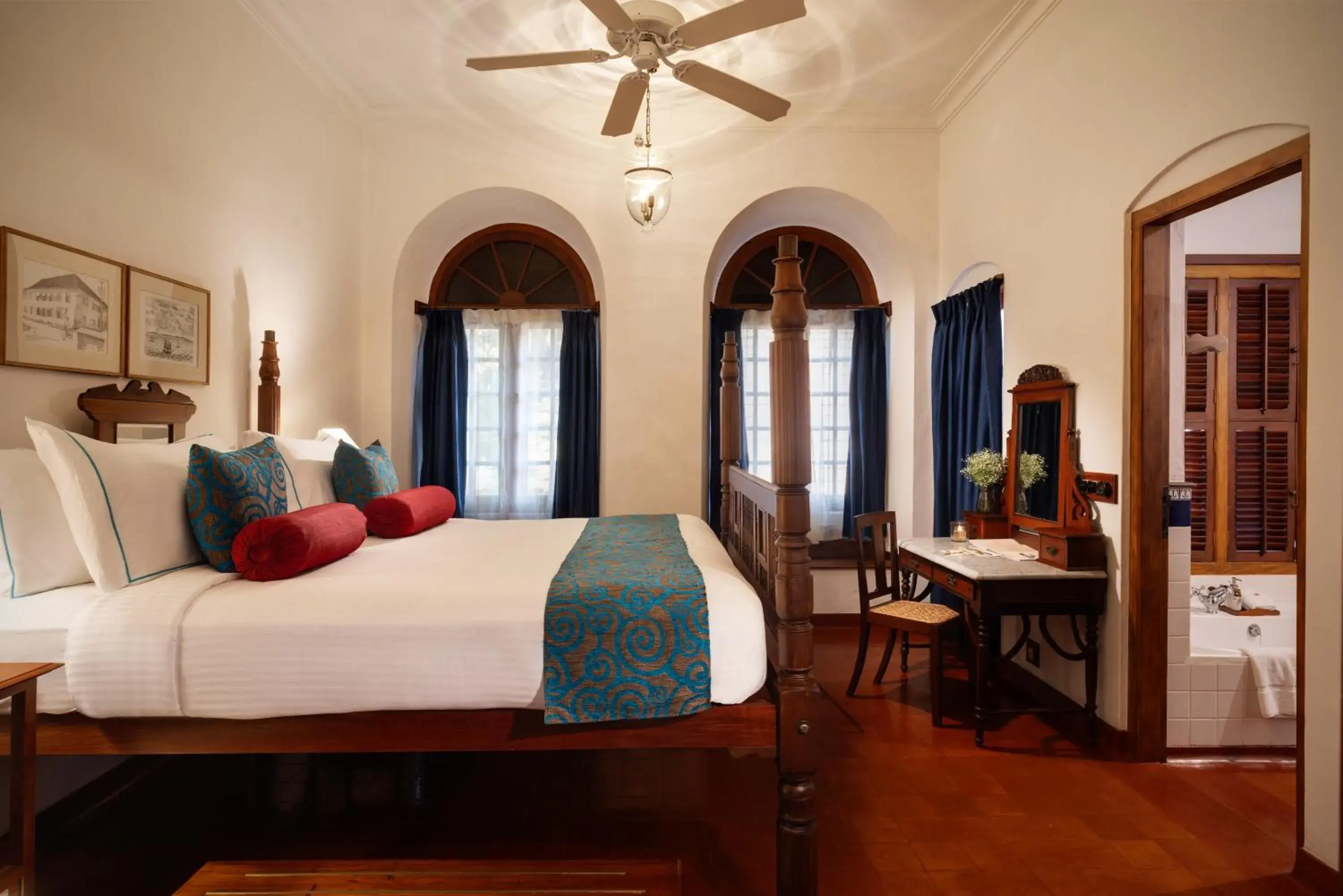 Bedroom, Bed in Brunton Boatyard - A CGH Earth Experience Bedroom, Bed in Brunton Boatyard - A CGH Earth Experience