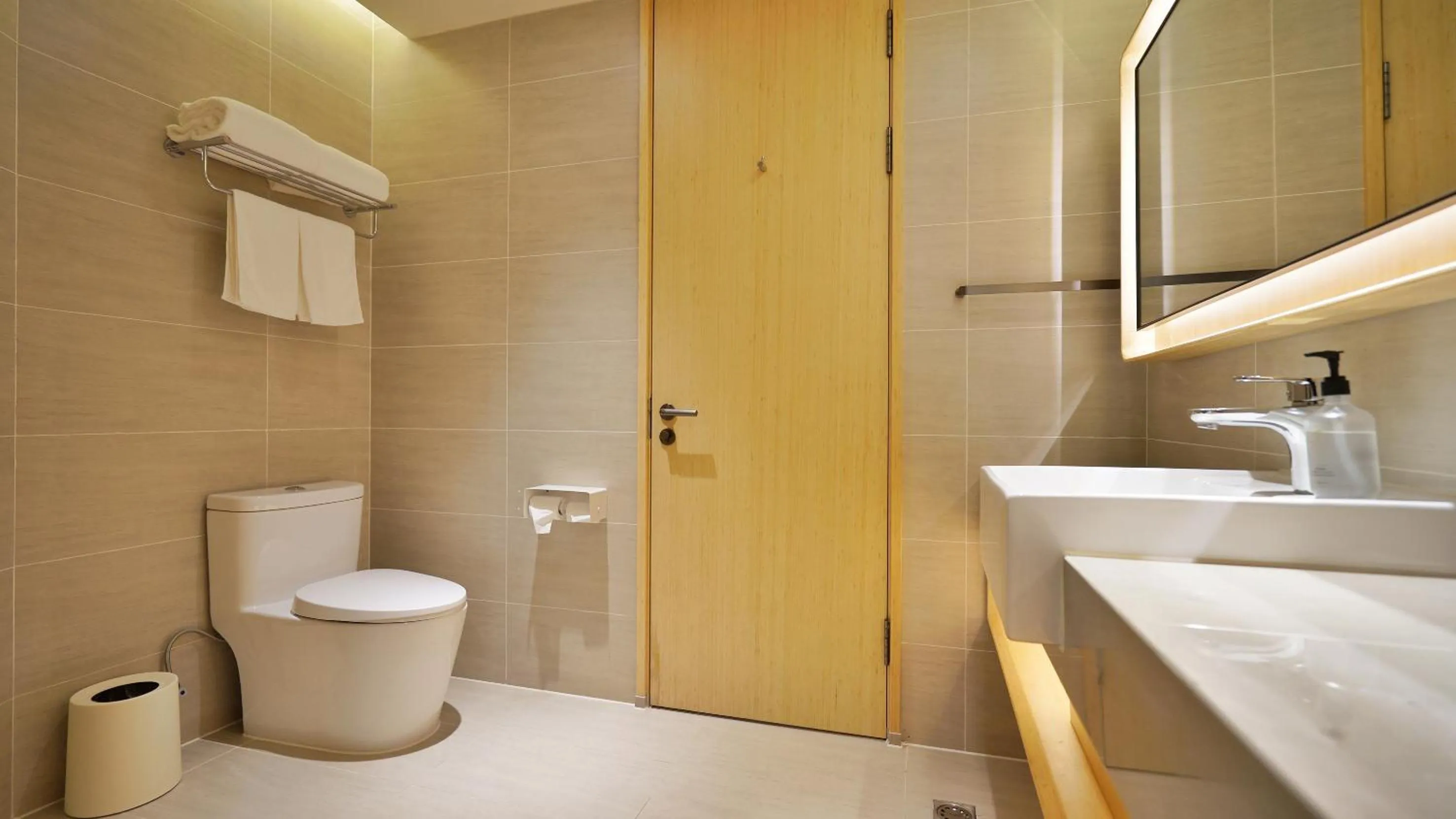 JI Hotel Shanghai Hongqiao National Convention and Exhibition Center Huaxiang Road