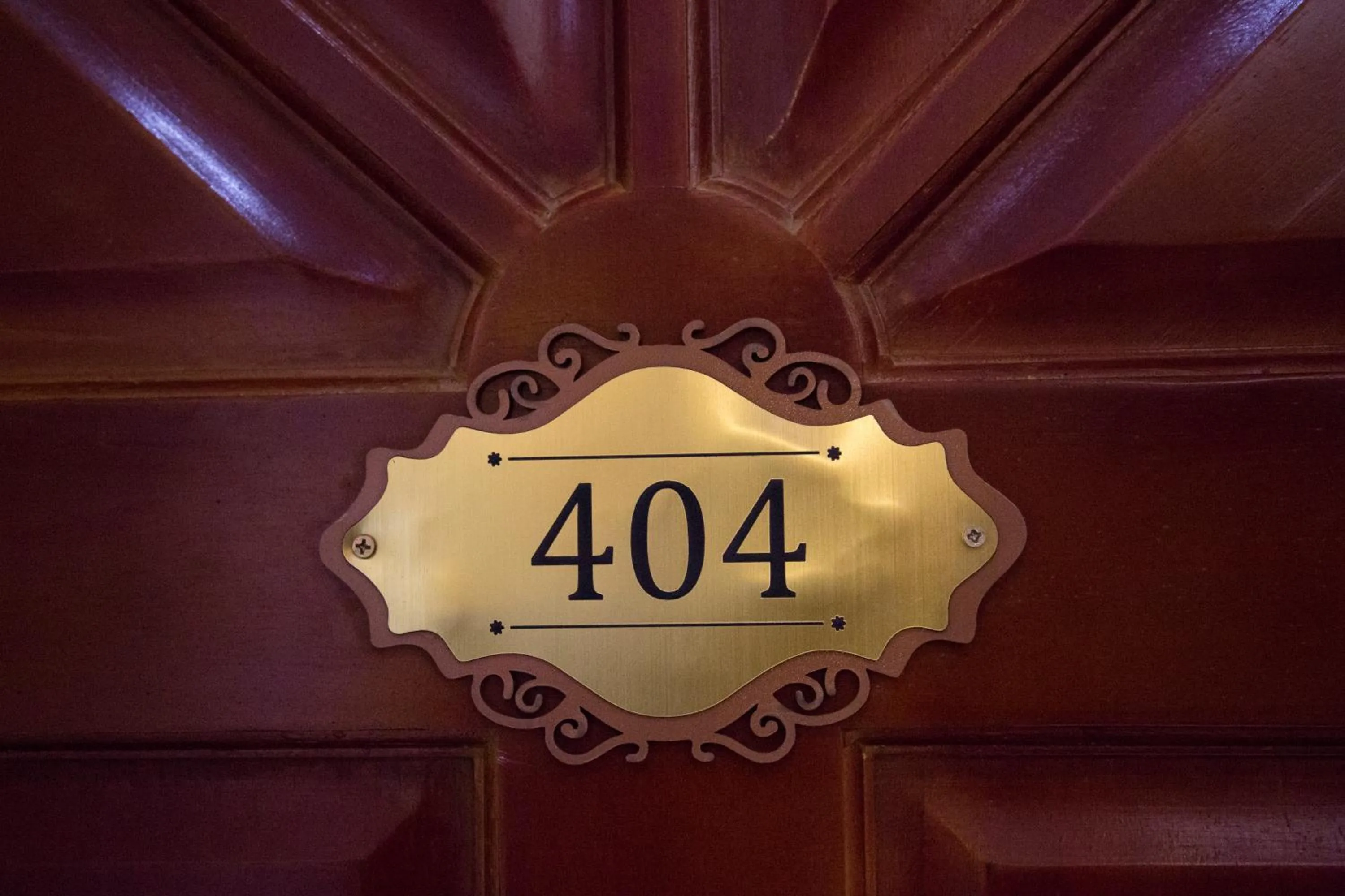 Text overlay in Spice Palace Hotel