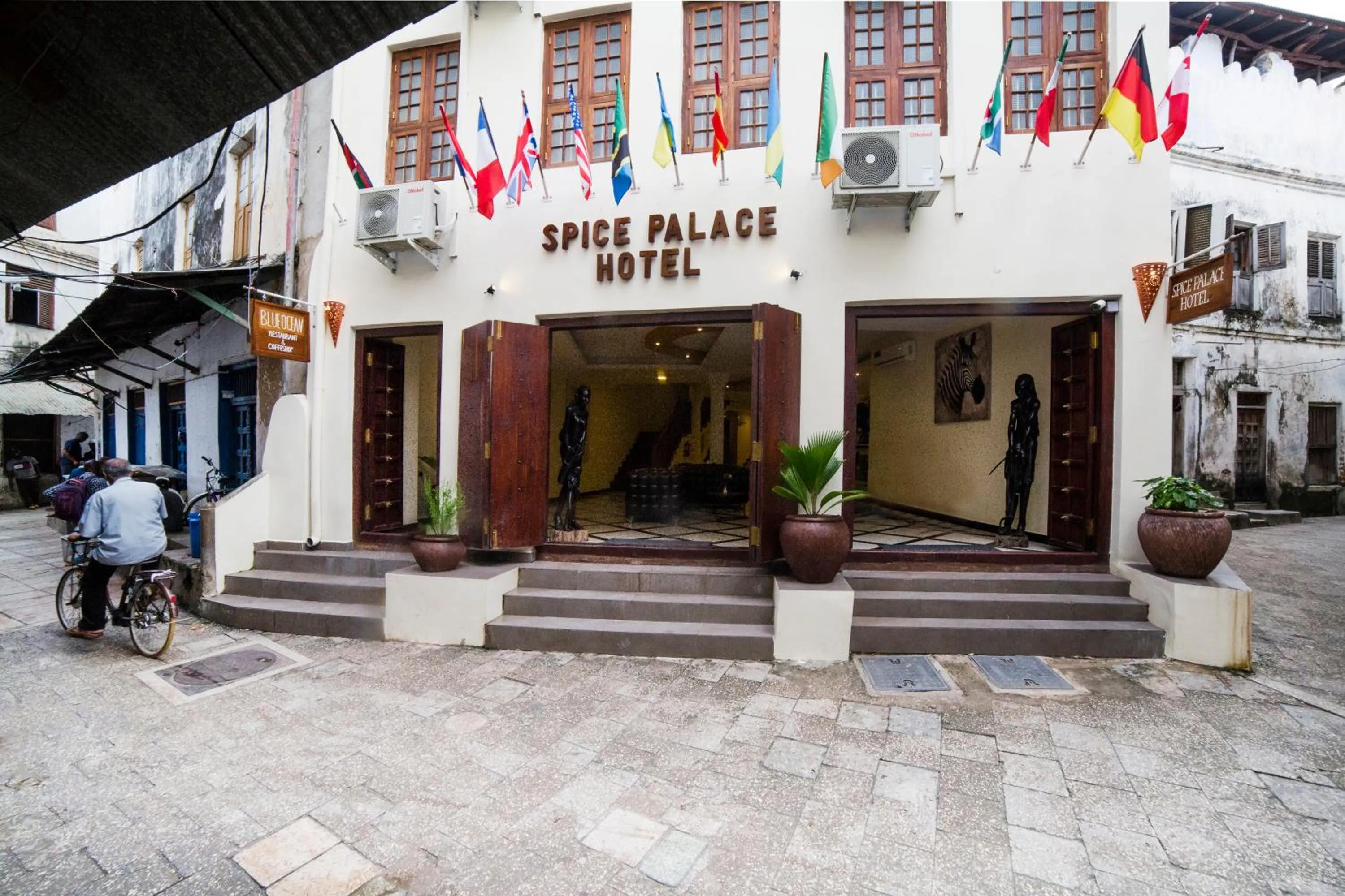 Facade/entrance in Spice Palace Hotel