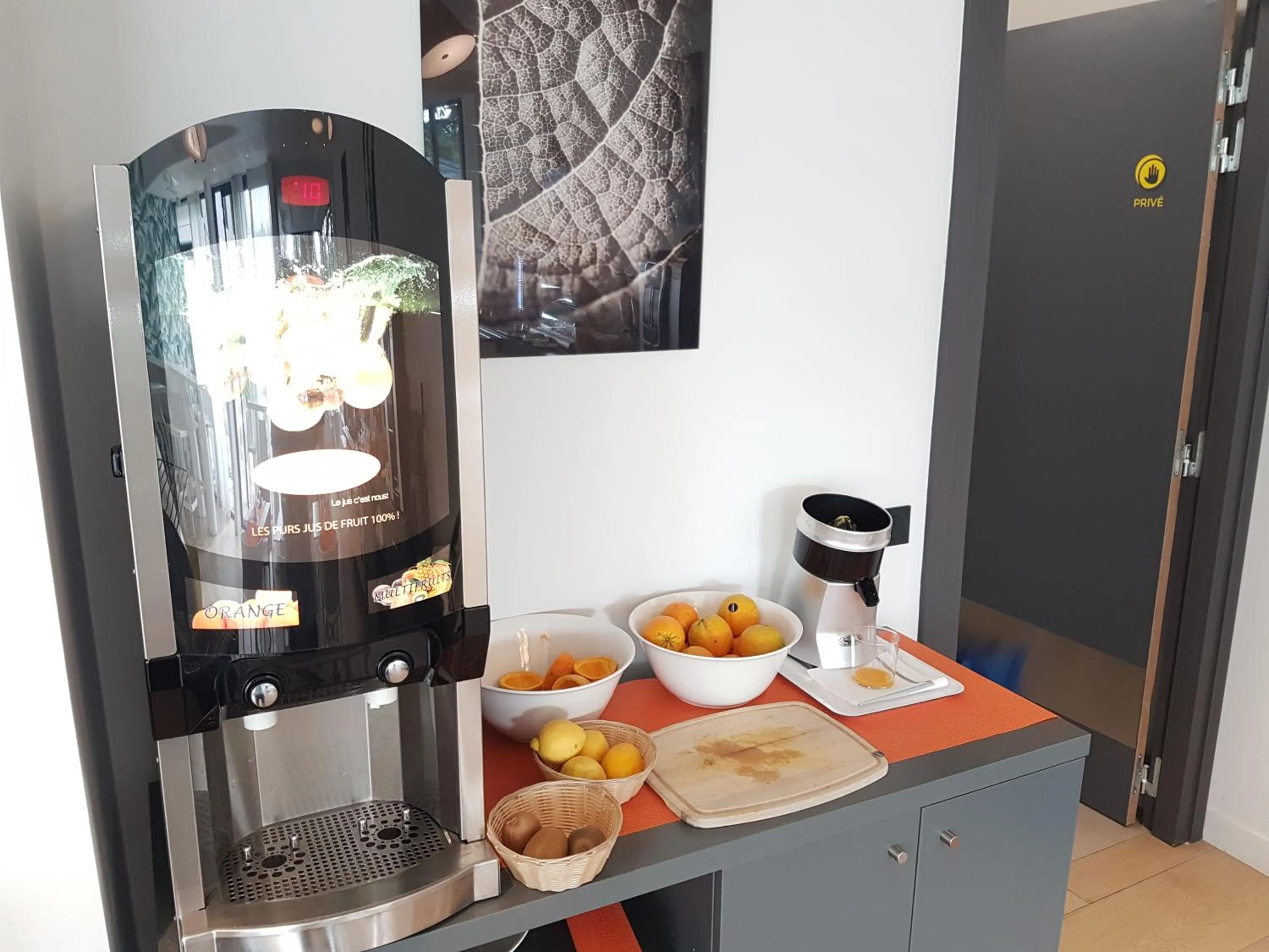 Continental breakfast in Hotel Enight