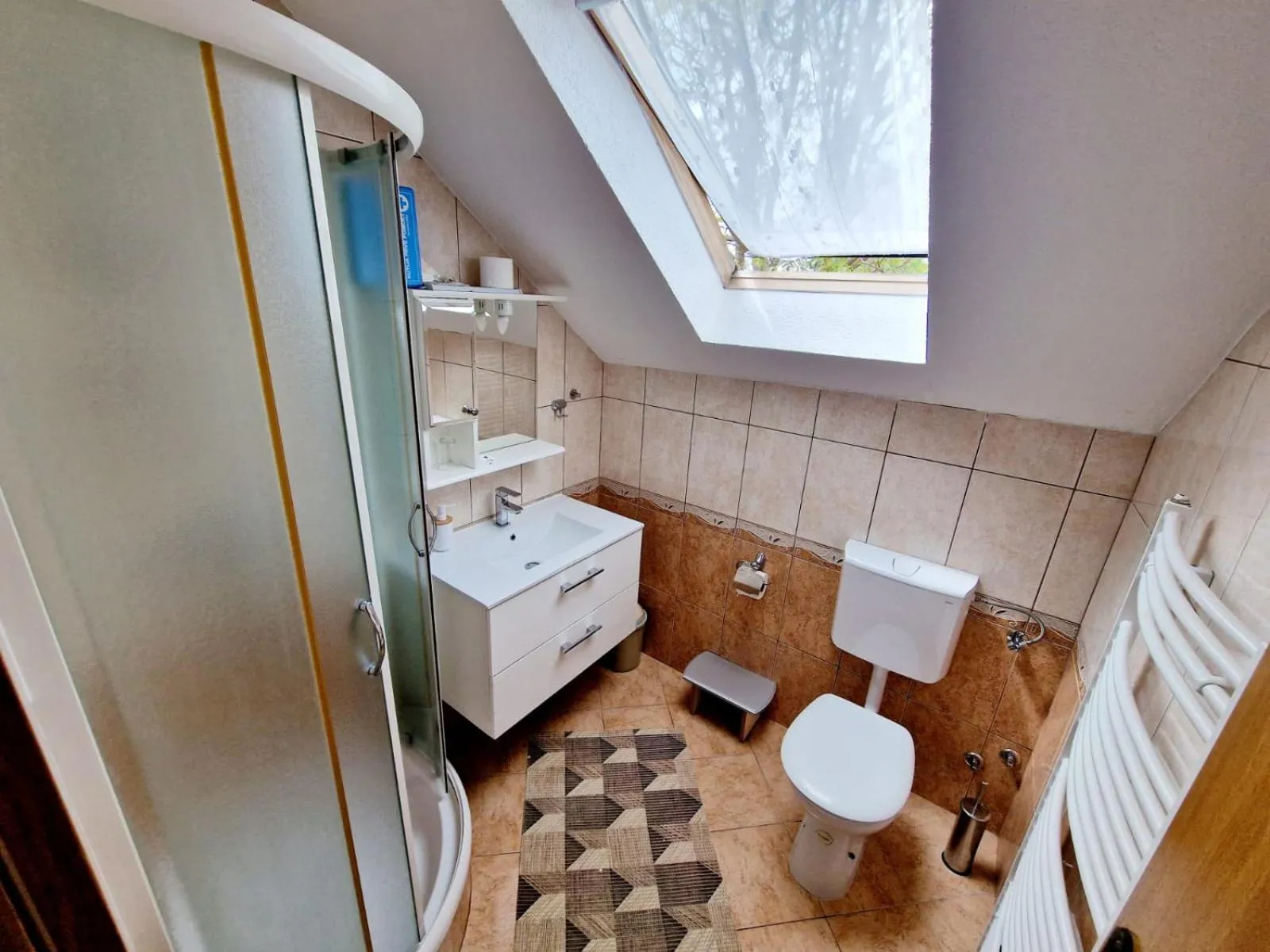 King Room with Balcony in House Ana