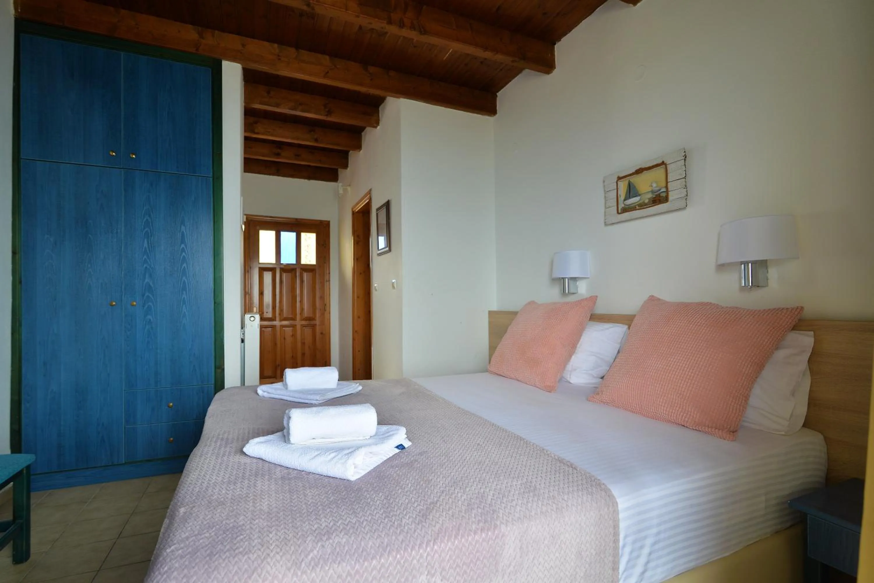 Bed in Nefeli Apartments