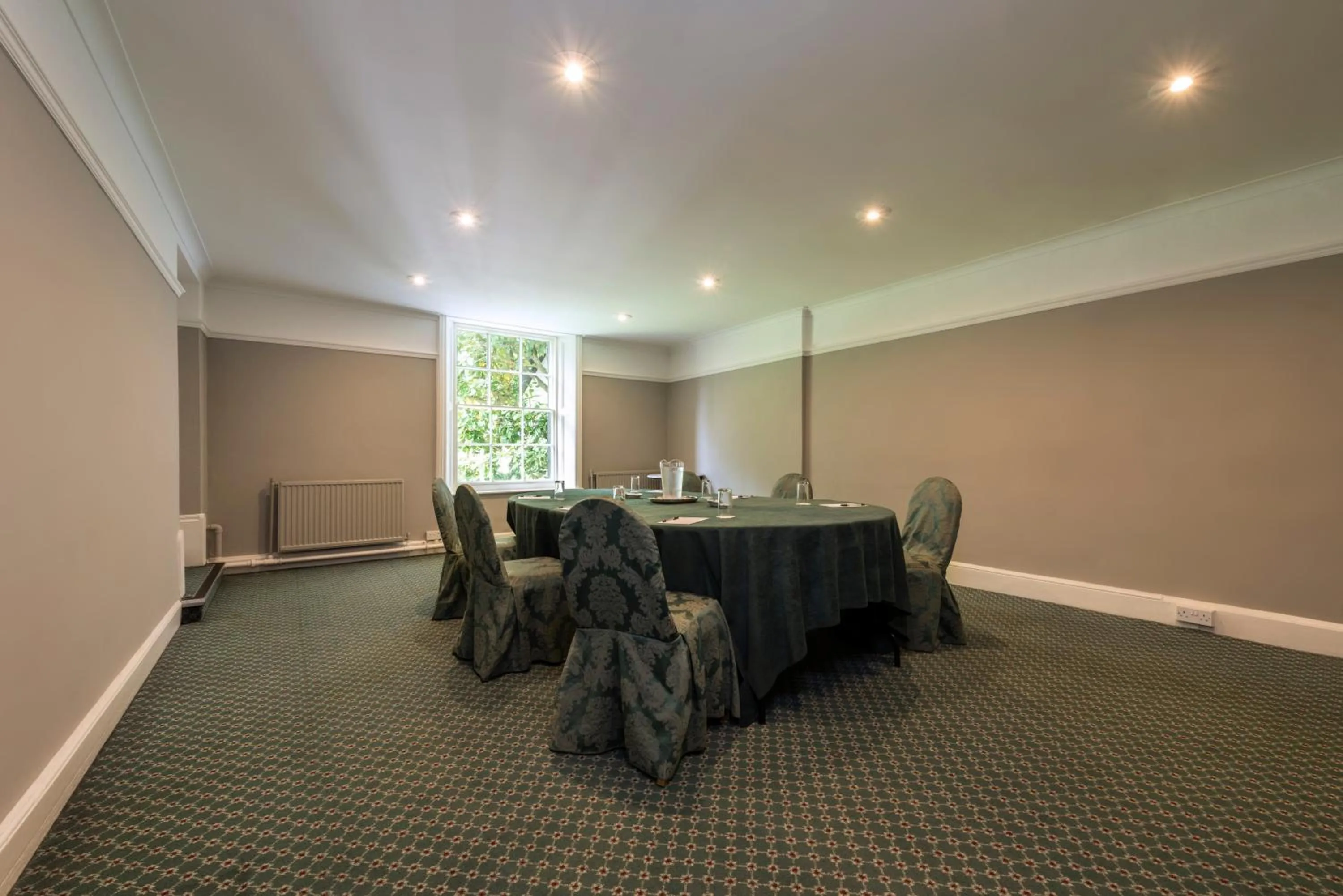 Business facilities in Statham Lodge Hotel