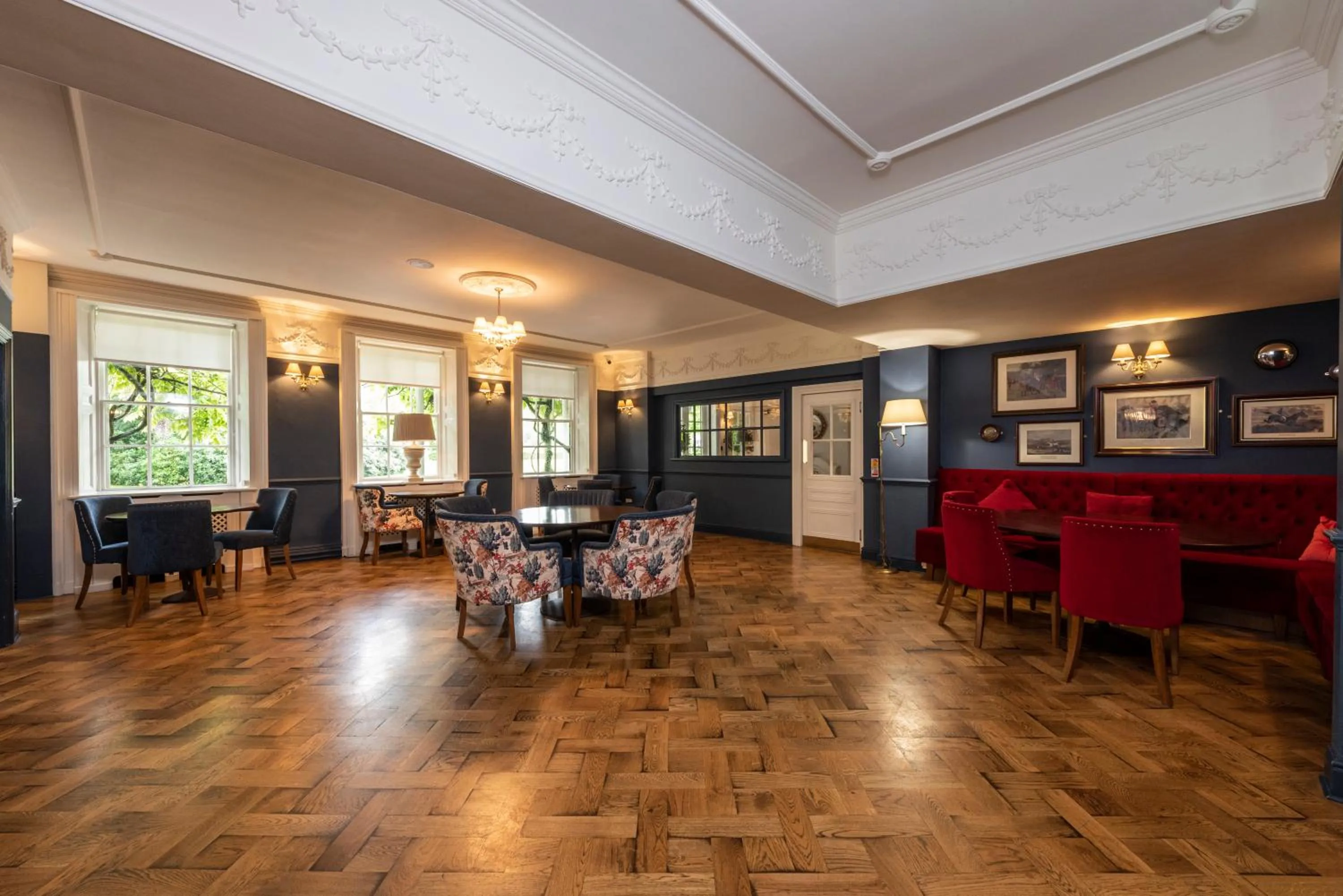 Restaurant/places to eat in Statham Lodge Hotel