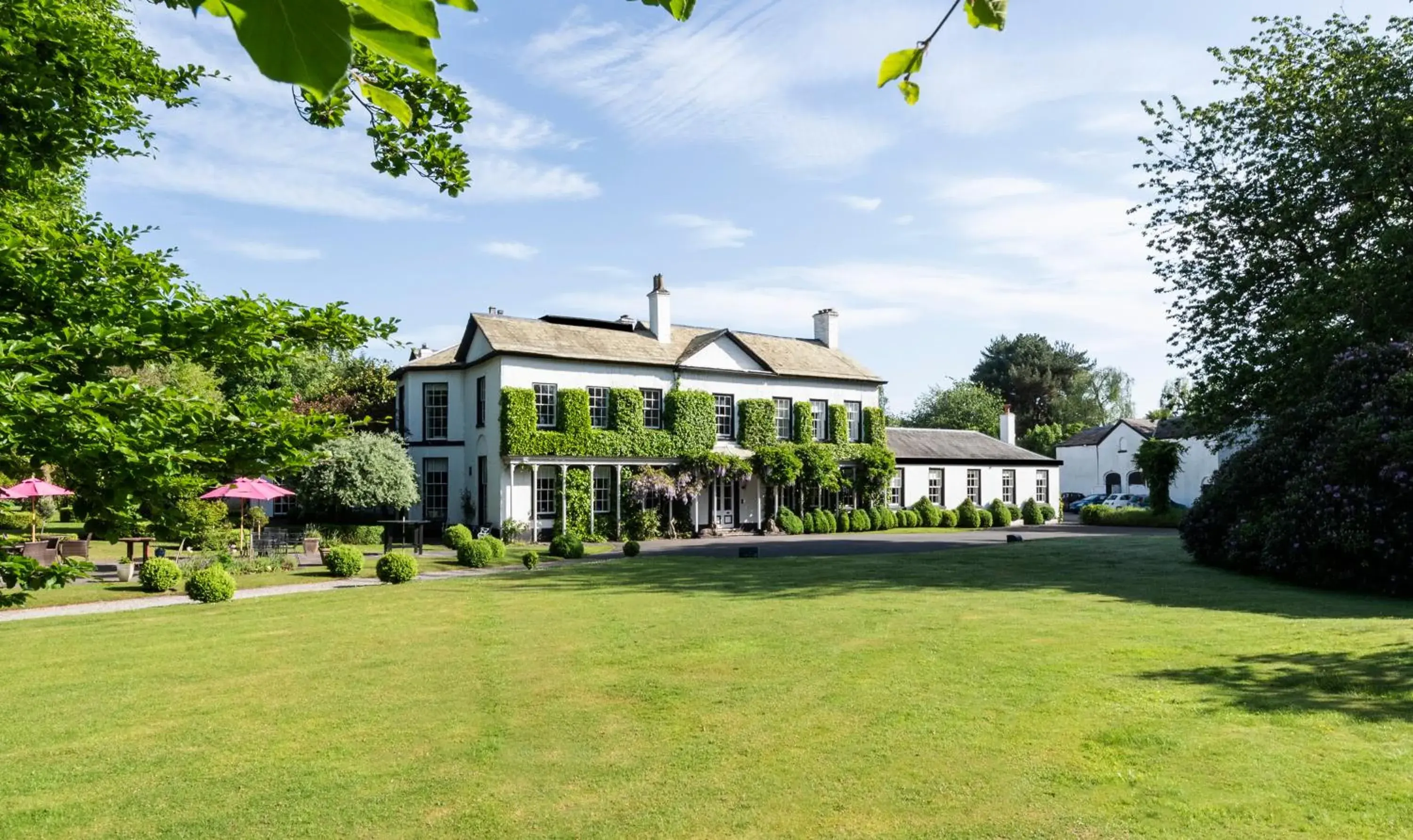 Property building in Statham Lodge Hotel Property building in Statham Lodge Hotel