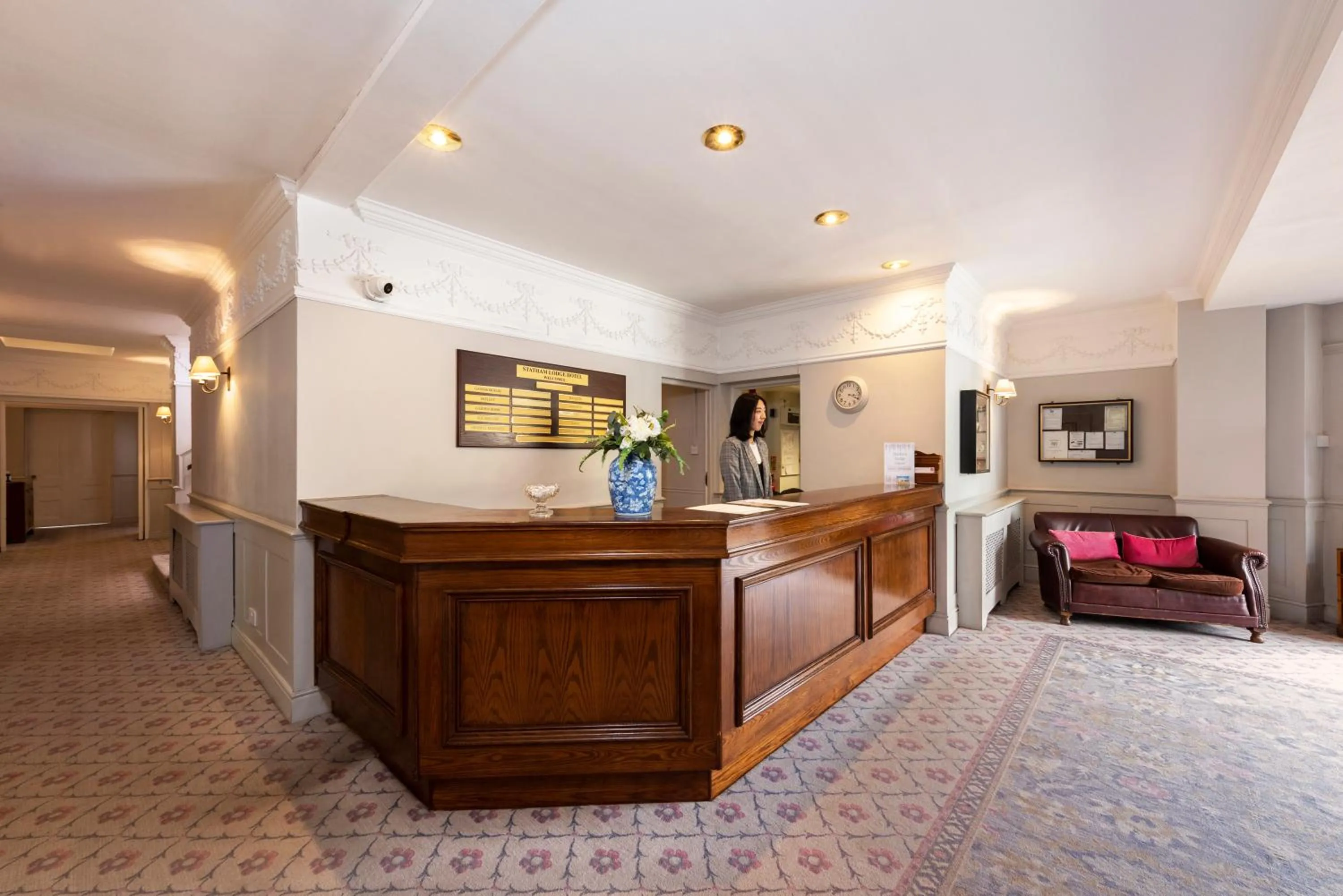 Lobby or reception in Statham Lodge Hotel