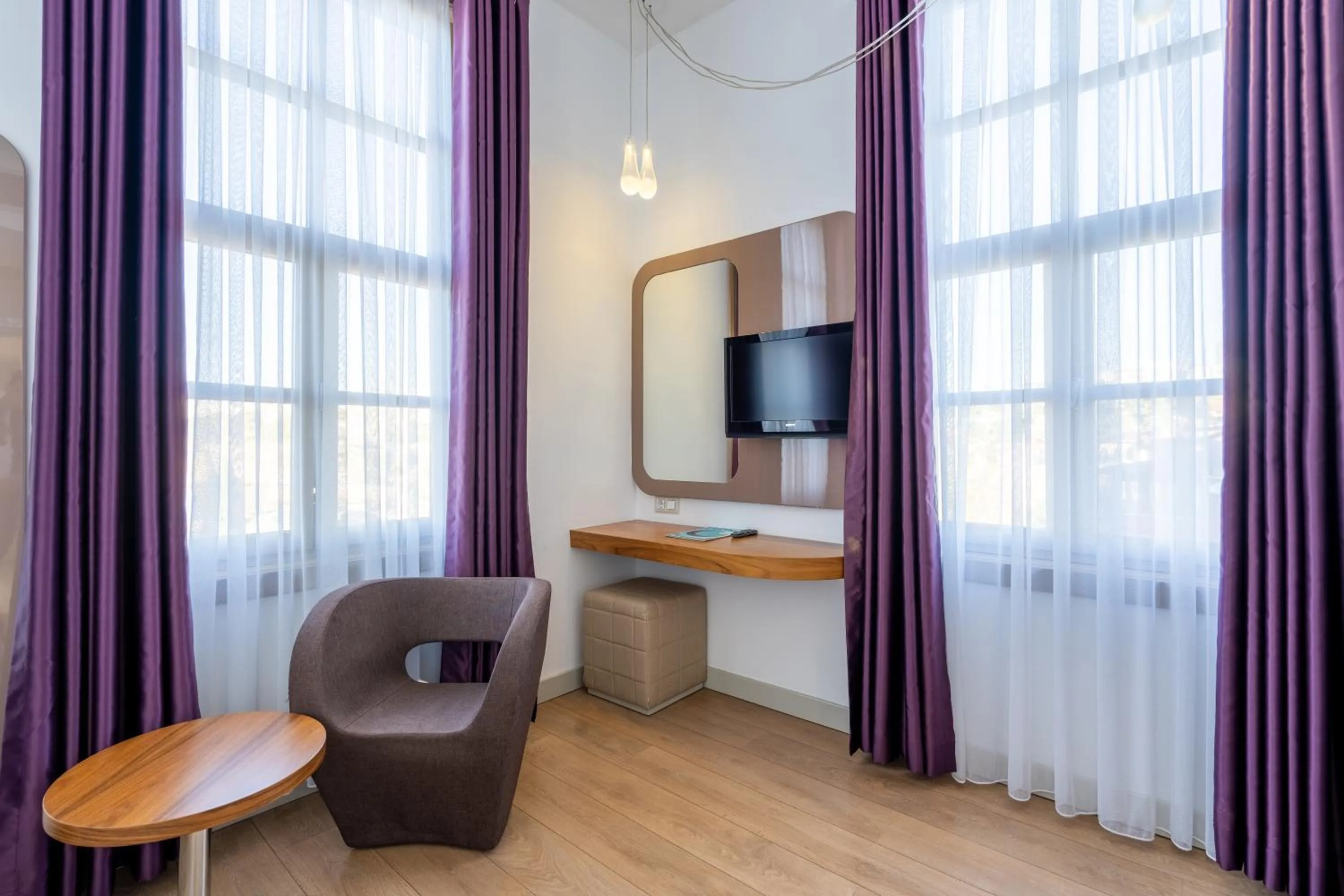 TV and multimedia in Puding Hotel