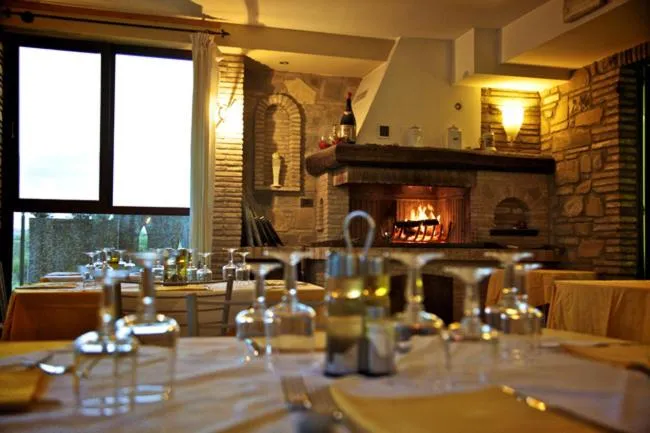 Restaurant/places to eat in Country House Carfagna