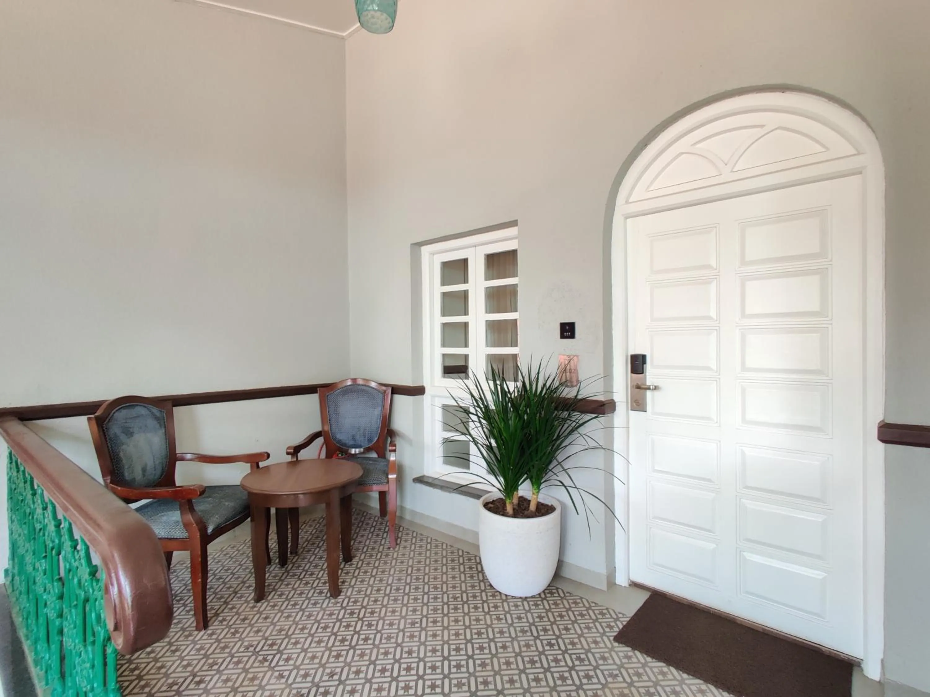 Seating area in Chambers Mahabaleshwar, A Club Mahindra Associate Resort