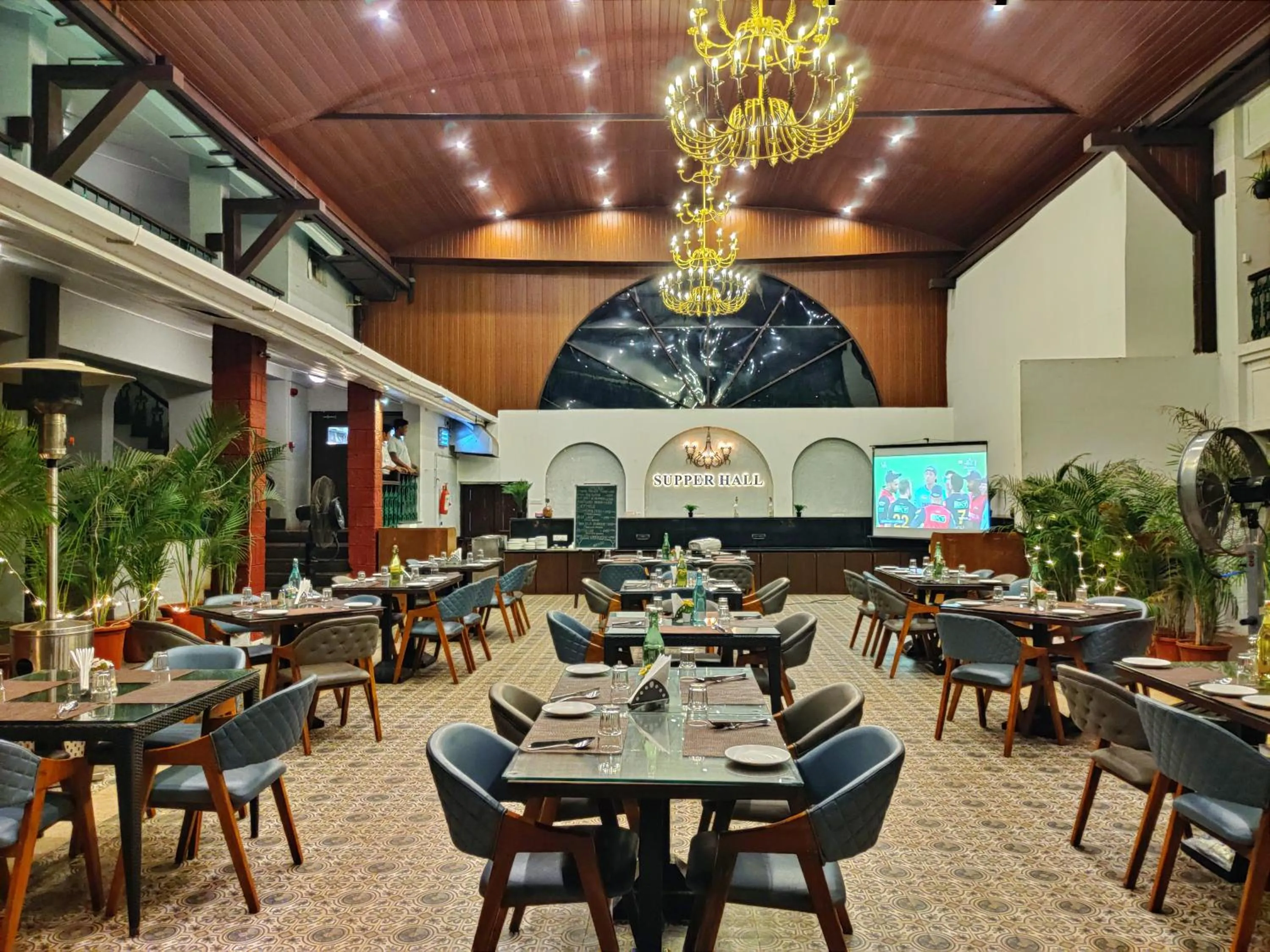 Restaurant/places to eat in Chambers Mahabaleshwar, A Club Mahindra Associate Resort