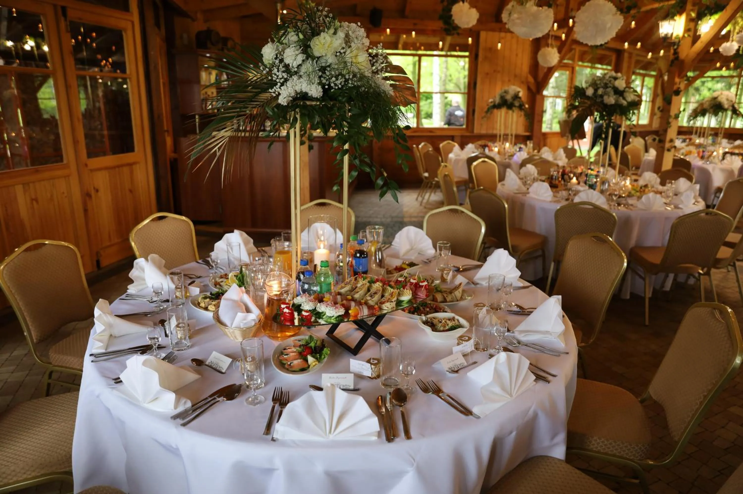 Restaurant/places to eat in Hotel Chabrowy Dworek