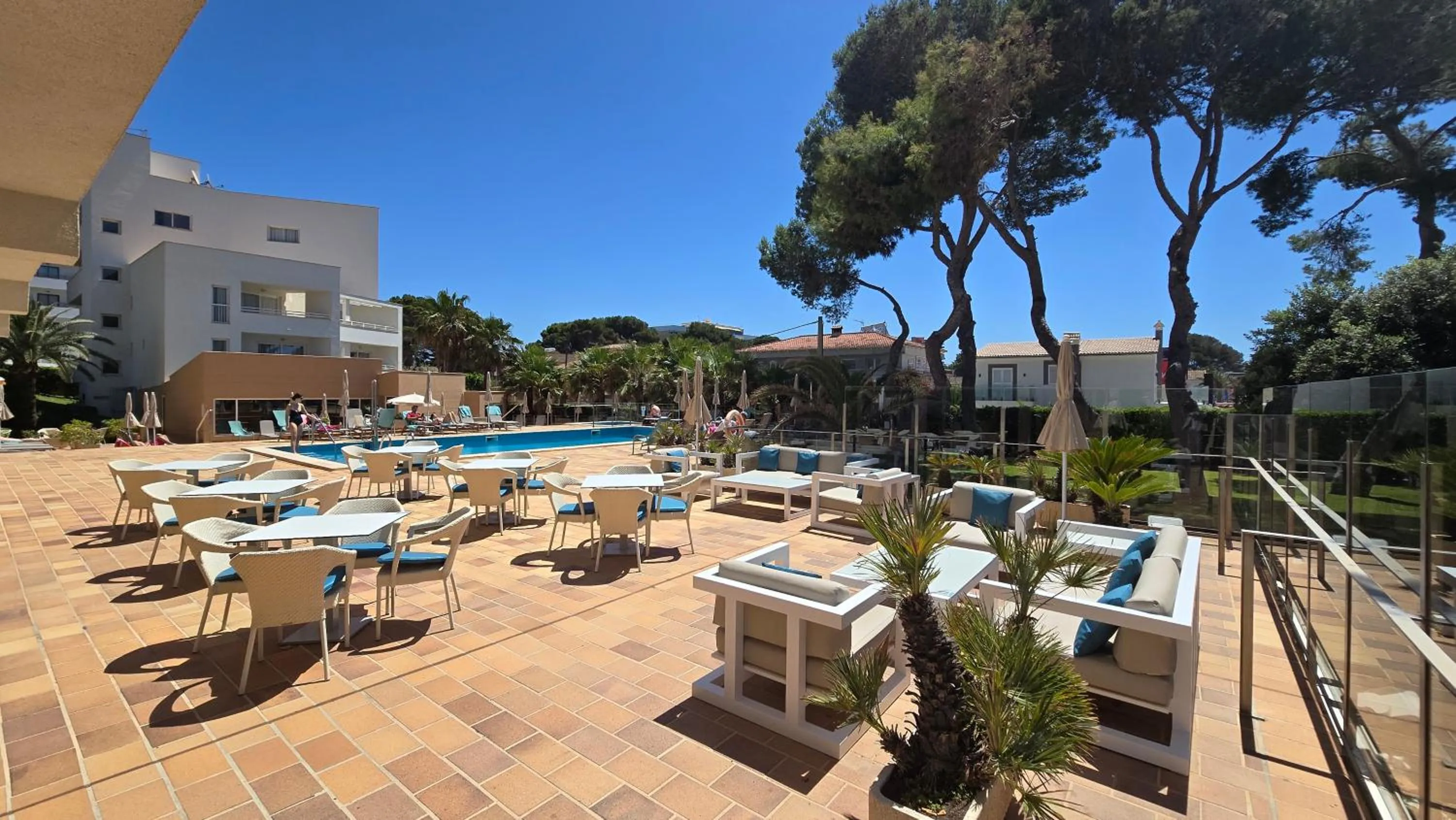 Solarium in Leman Hotel y Apartamentos