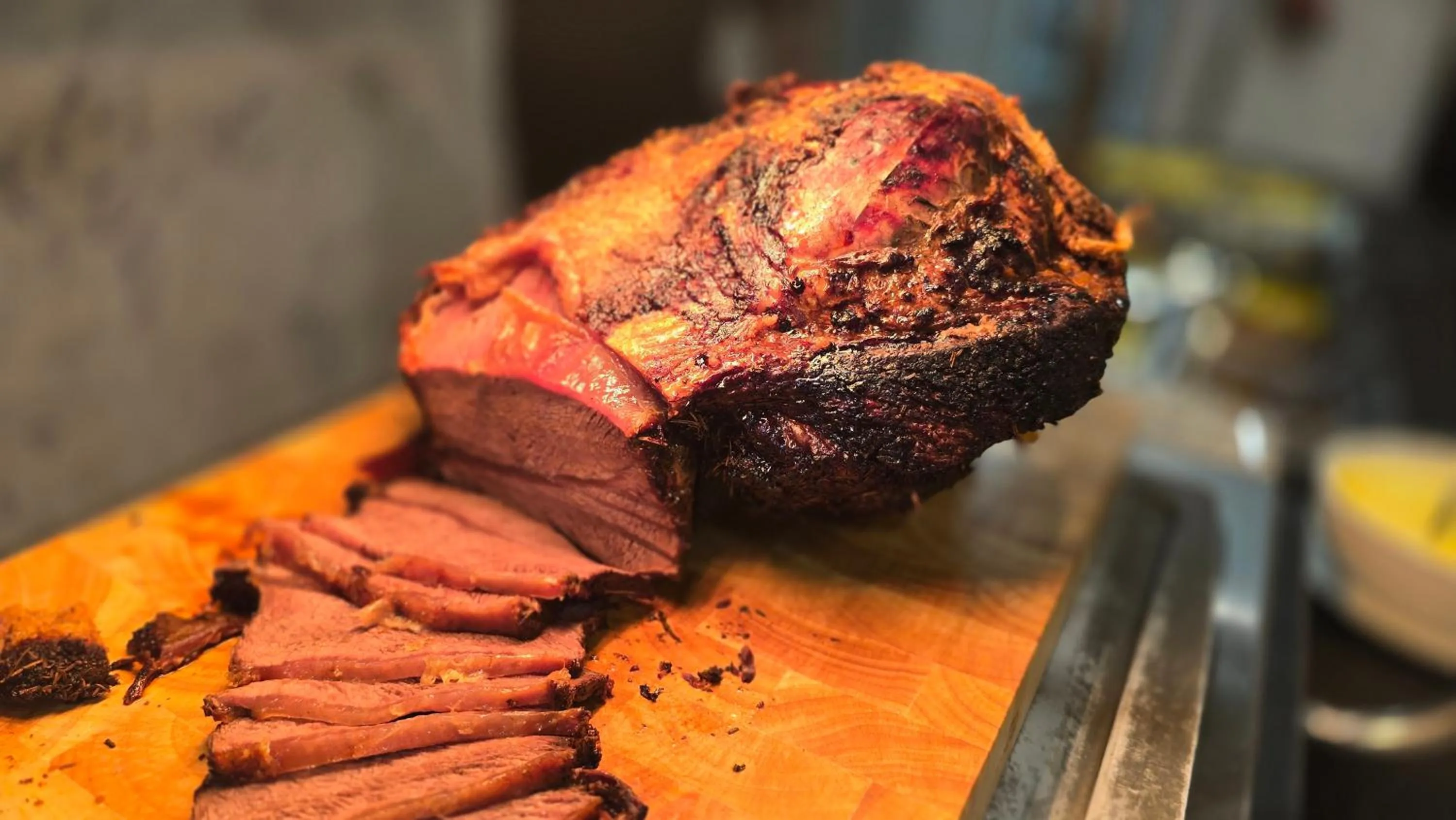 Restaurant/places to eat in Leman Hotel y Apartamentos