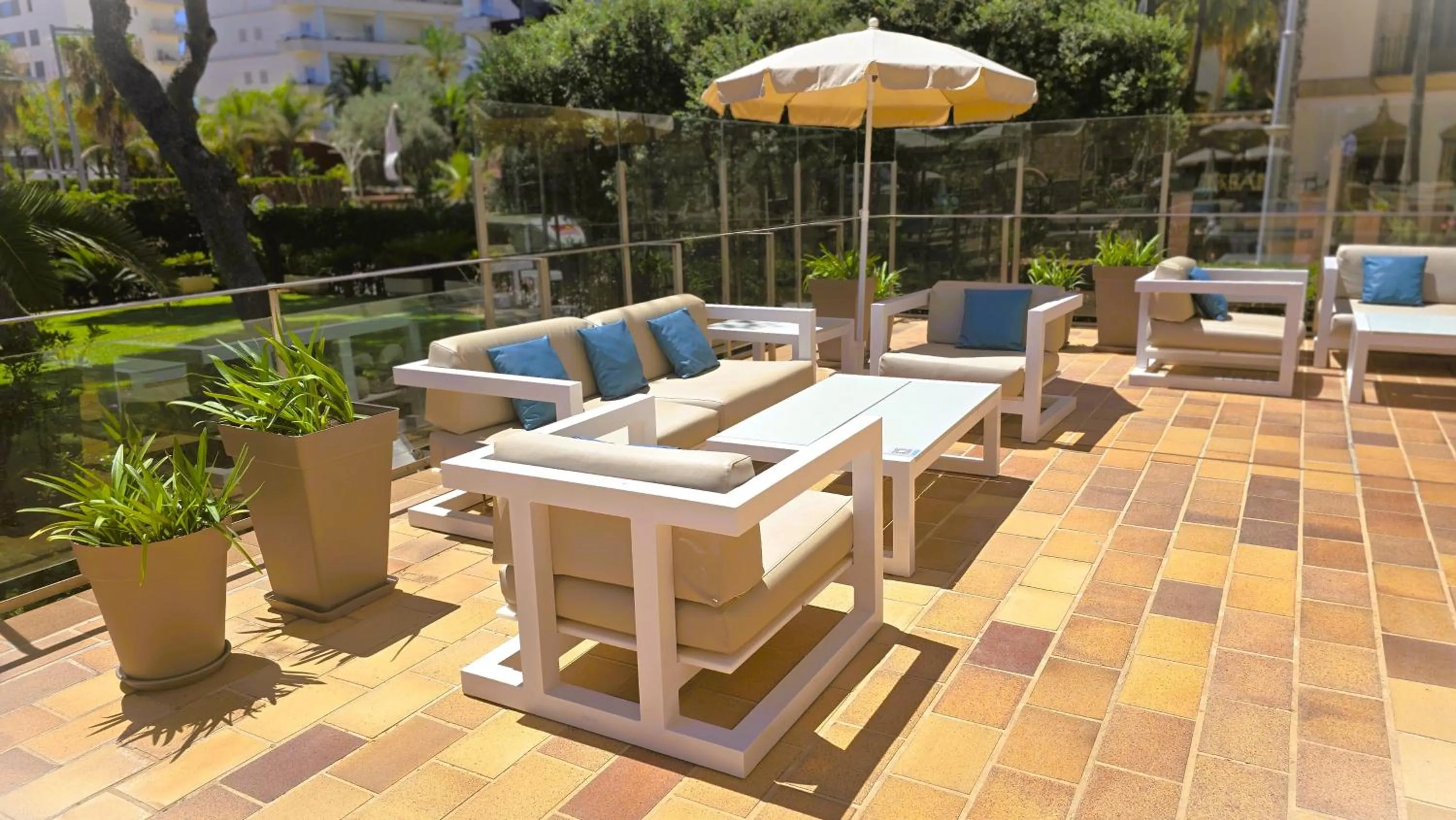 Solarium in Leman Hotel y Apartamentos