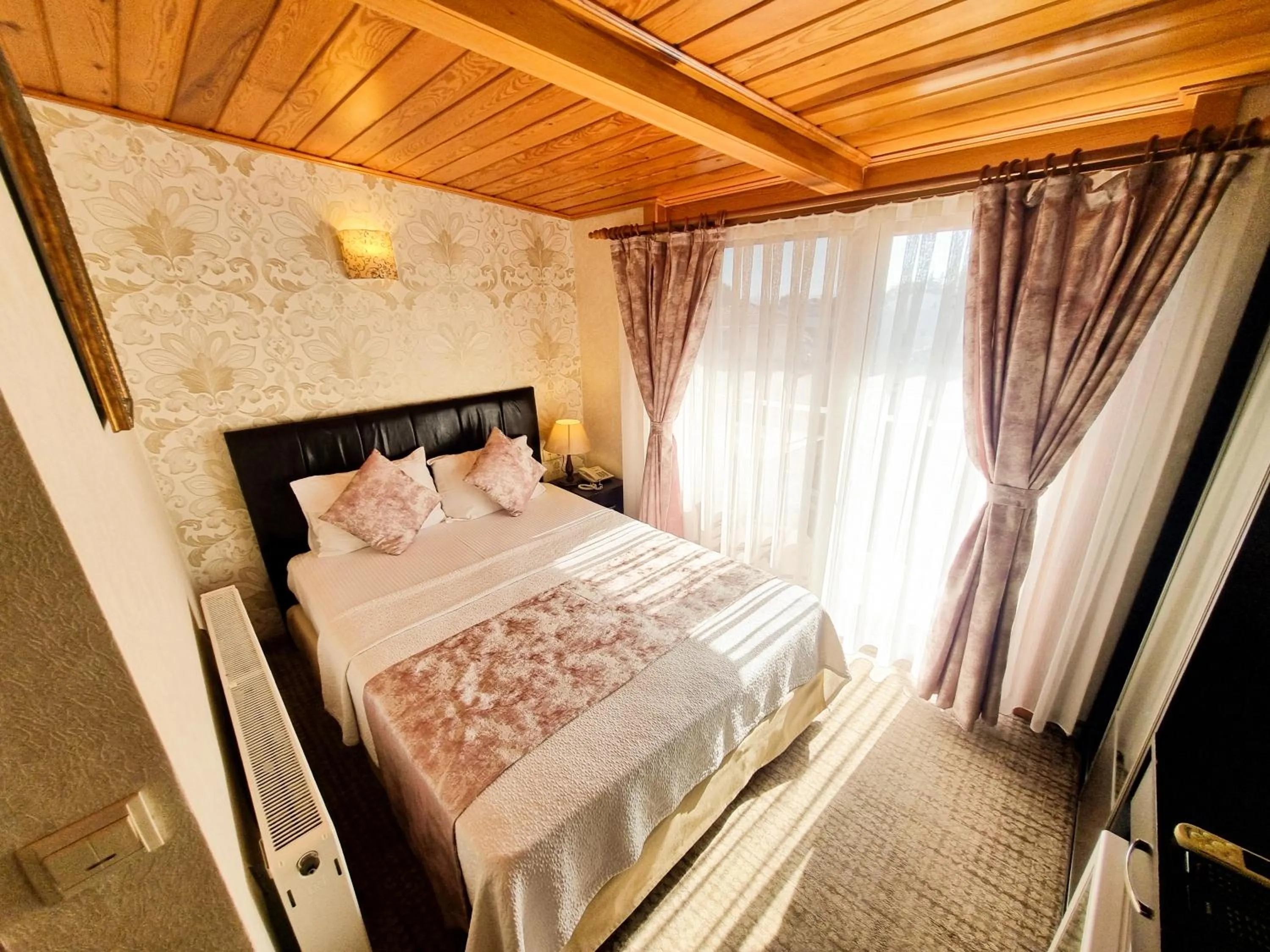 Bed in Eskibağ Butik Hotel