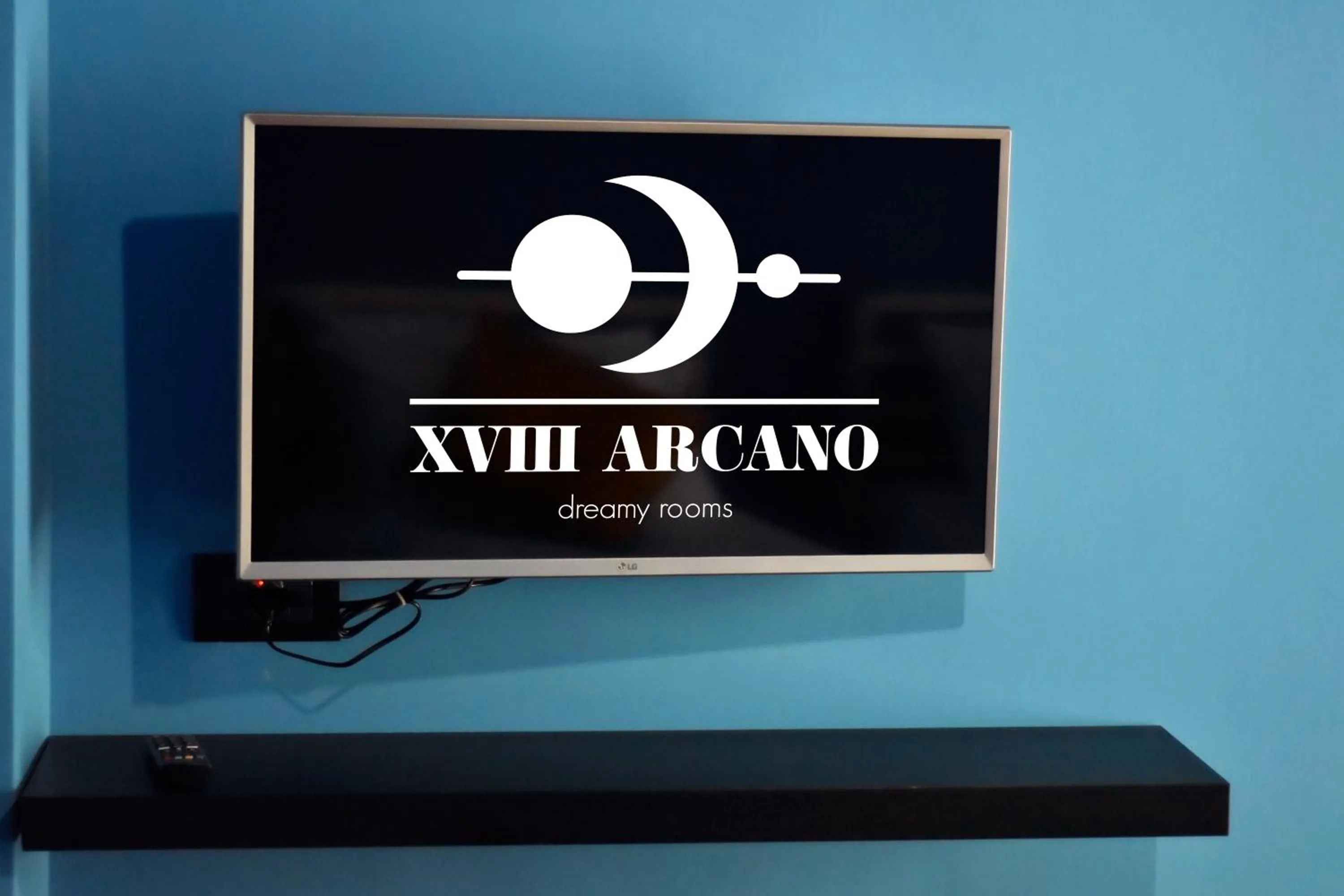 TV and multimedia in XVIII Arcano