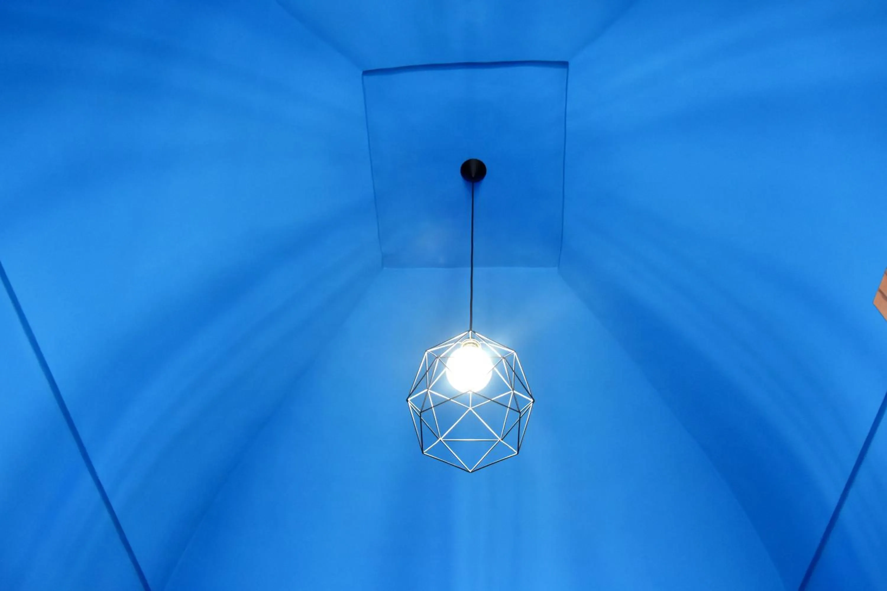 Photo of the whole room in XVIII Arcano