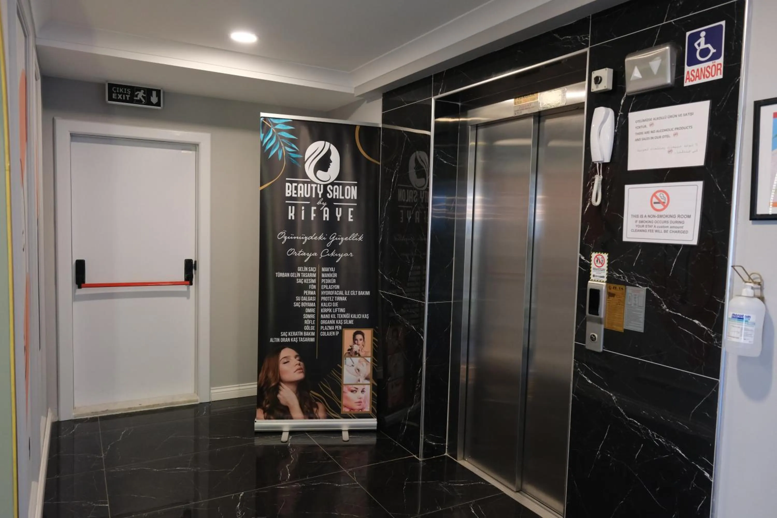 elevator in Şahin Tepesi Suite Otel