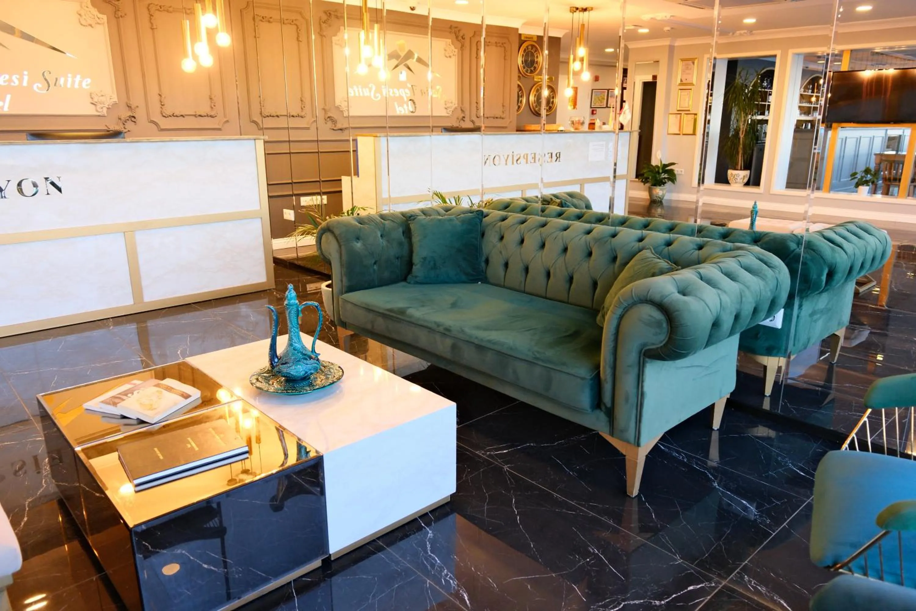 Lobby or reception in Şahin Tepesi Suite Otel