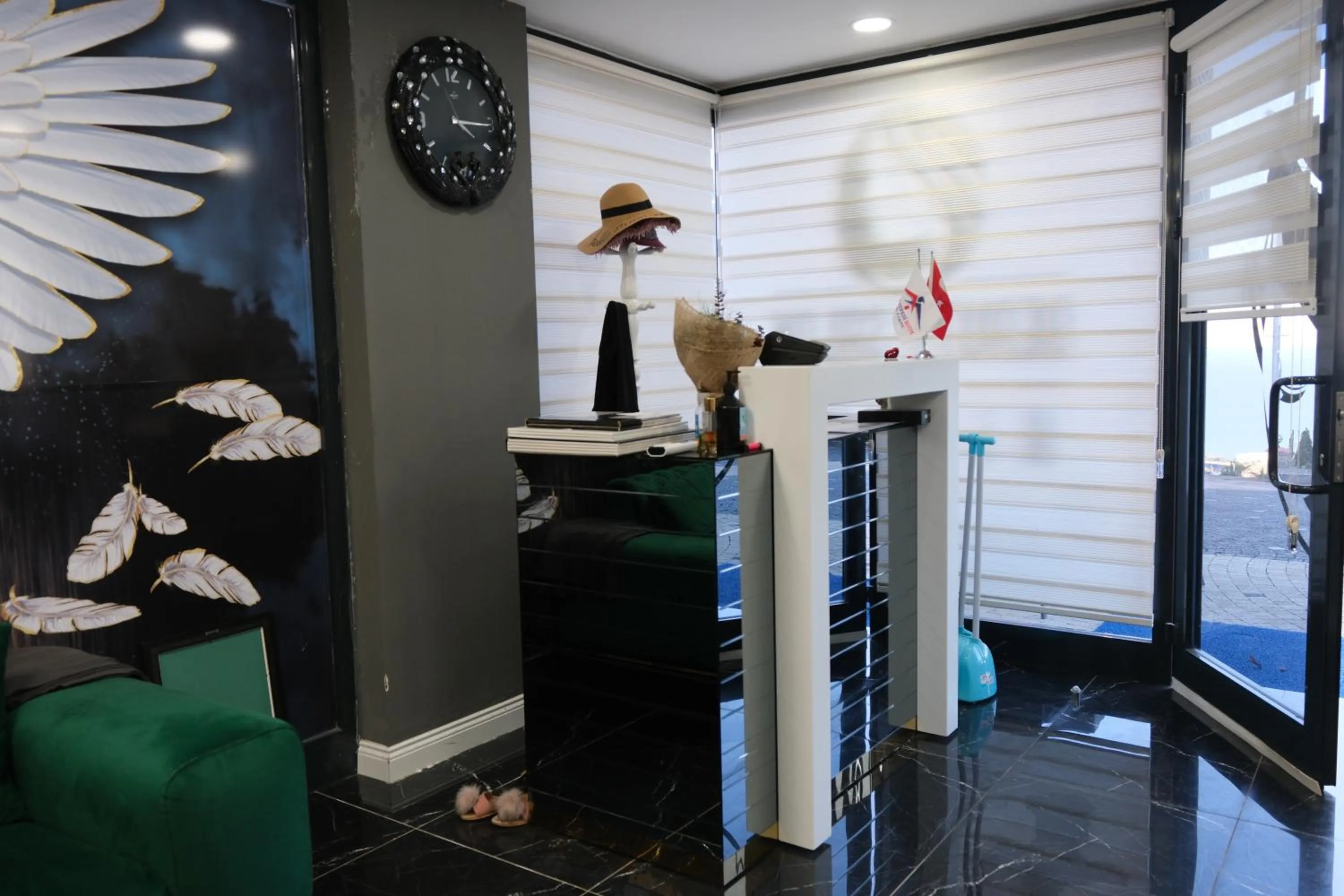 hair dresser in Şahin Tepesi Suite Otel