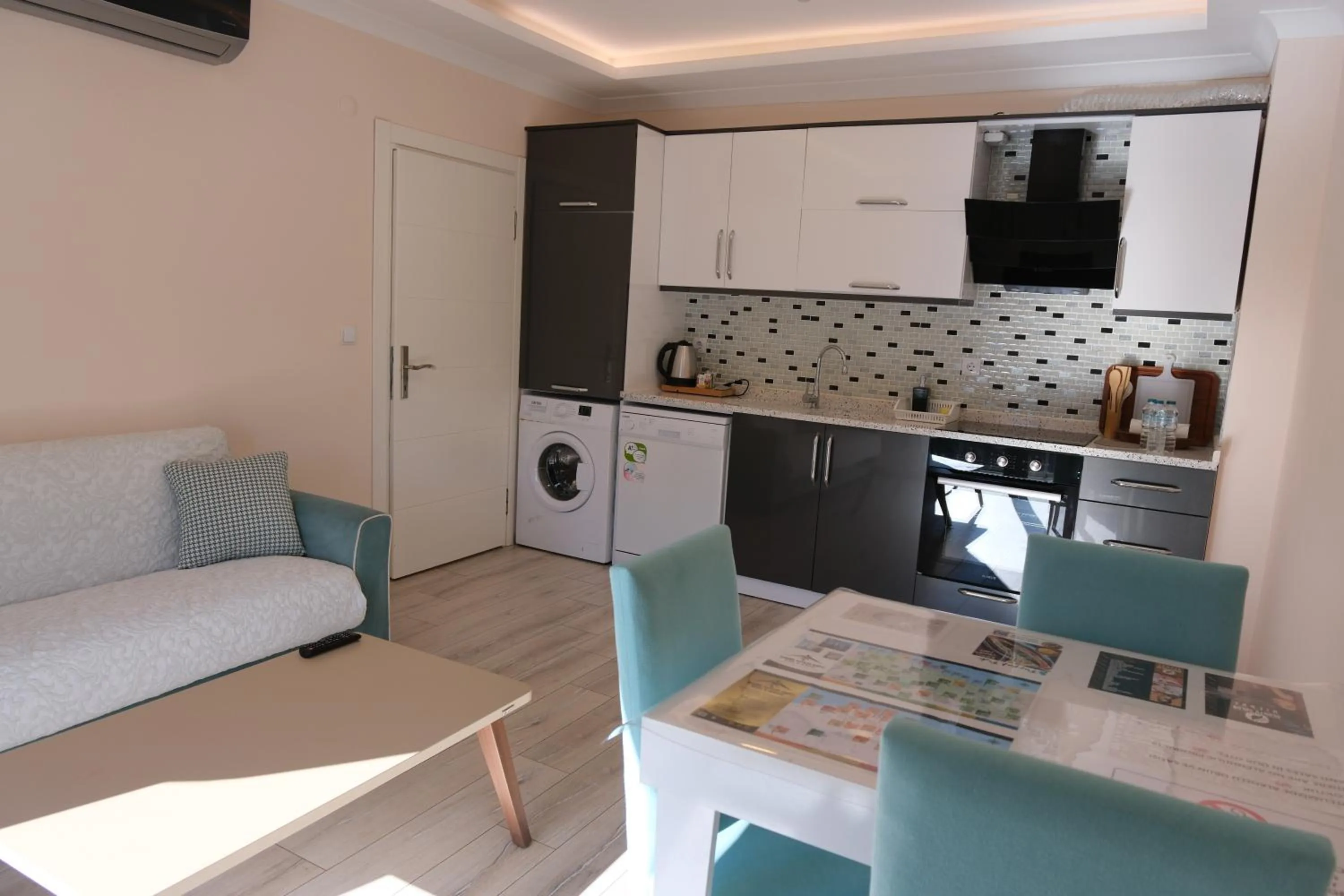 Kitchen or kitchenette in Şahin Tepesi Suite Otel